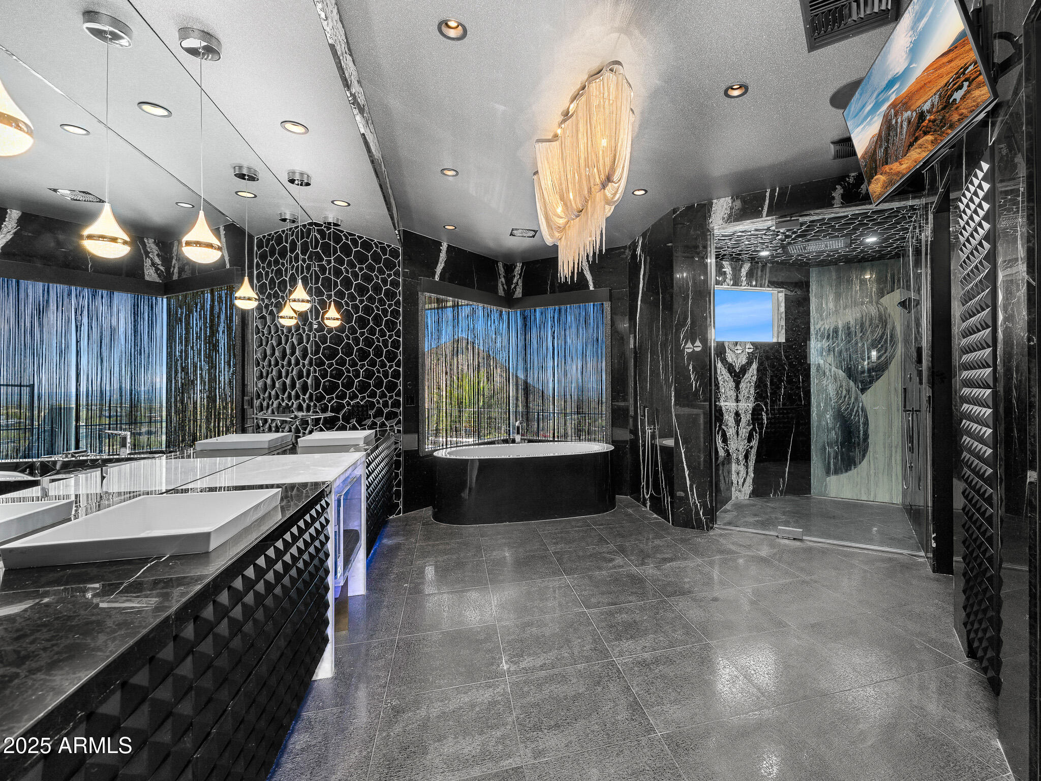 10324 E CALLE DE LAS BRISAS