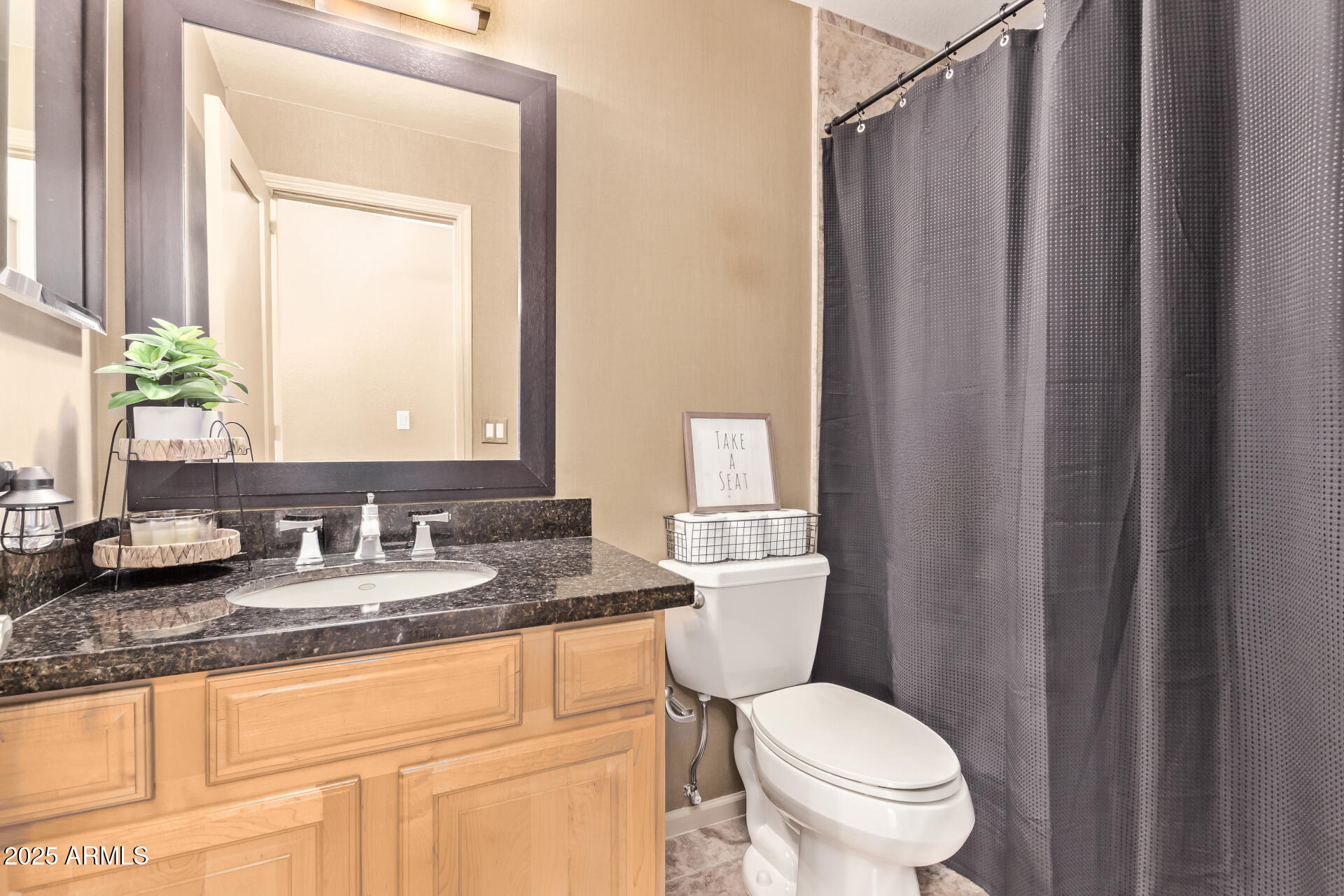 3922 E MARCONI Avenue