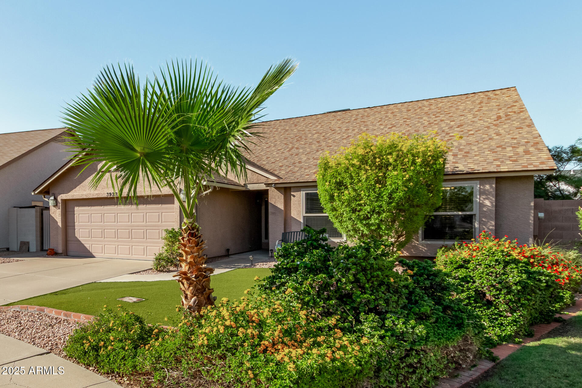 3922 E MARCONI Avenue