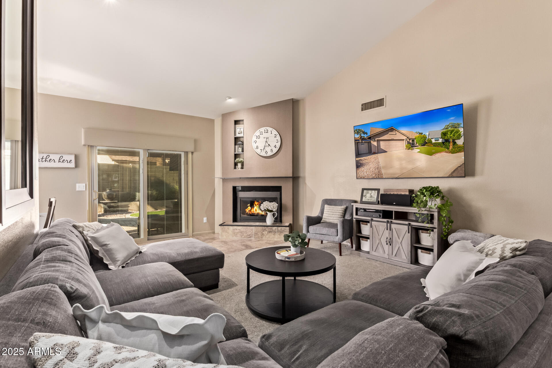 3922 E MARCONI Avenue