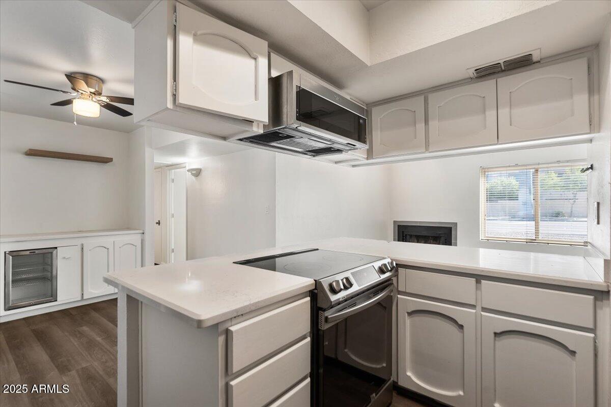 5146 E OAK Street, 112