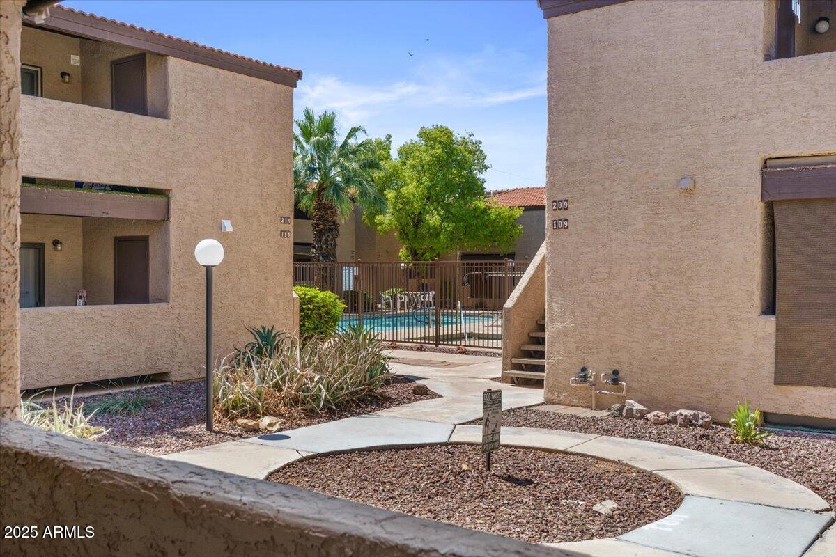 5146 E OAK Street, 112