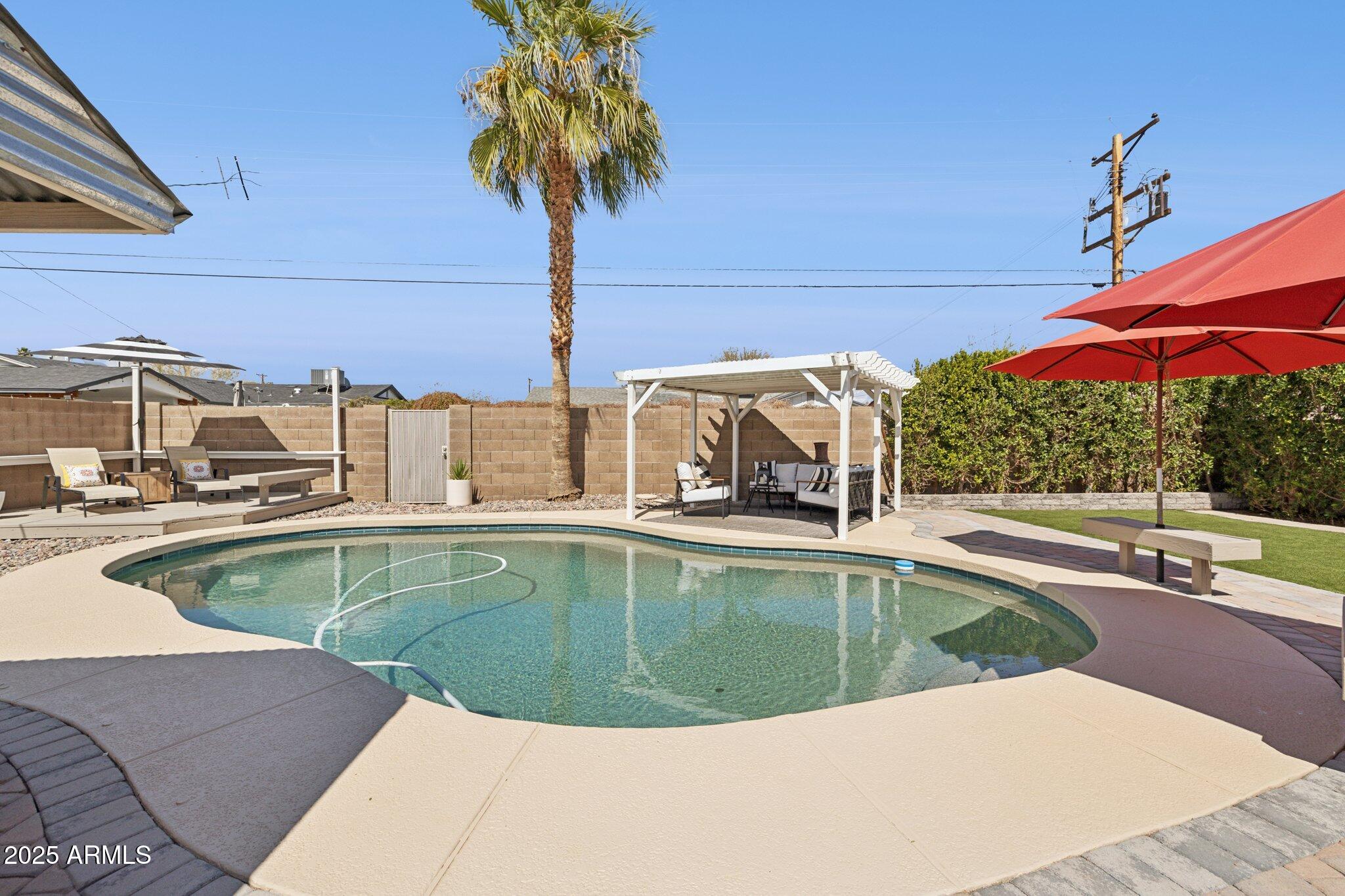 6926 E CULVER Street