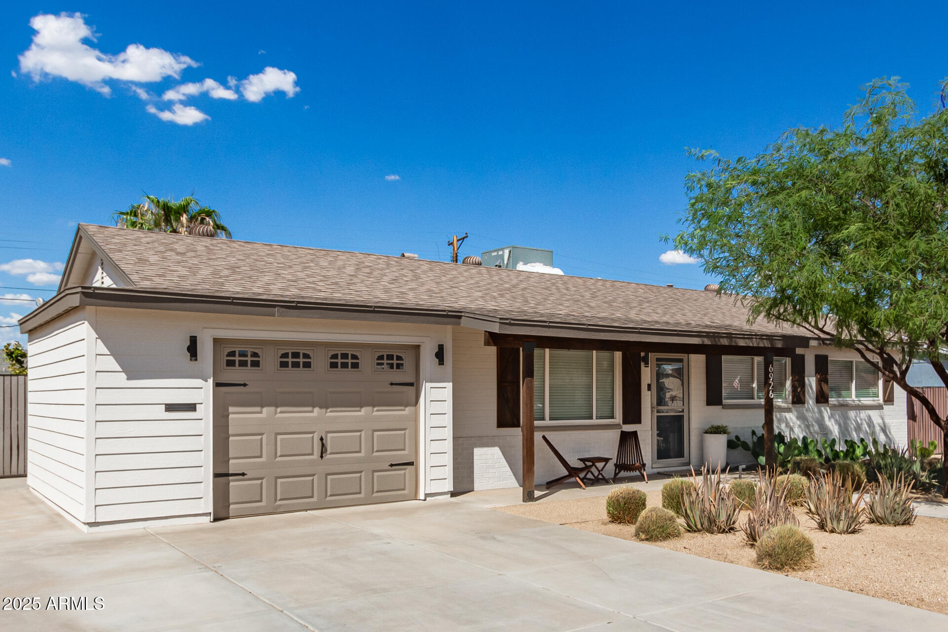 6926 E CULVER Street