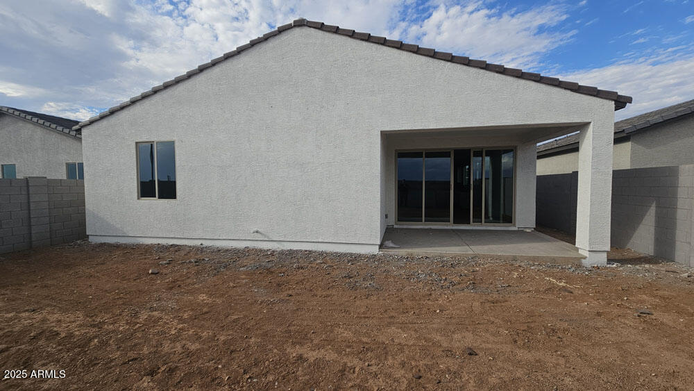 6469 E FIDDLENECK Way