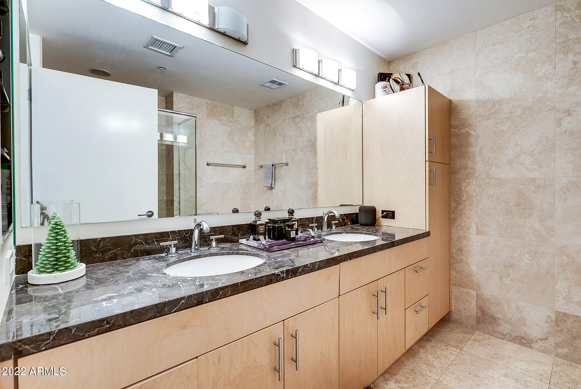 7117 E RANCHO VISTA Drive, 2007