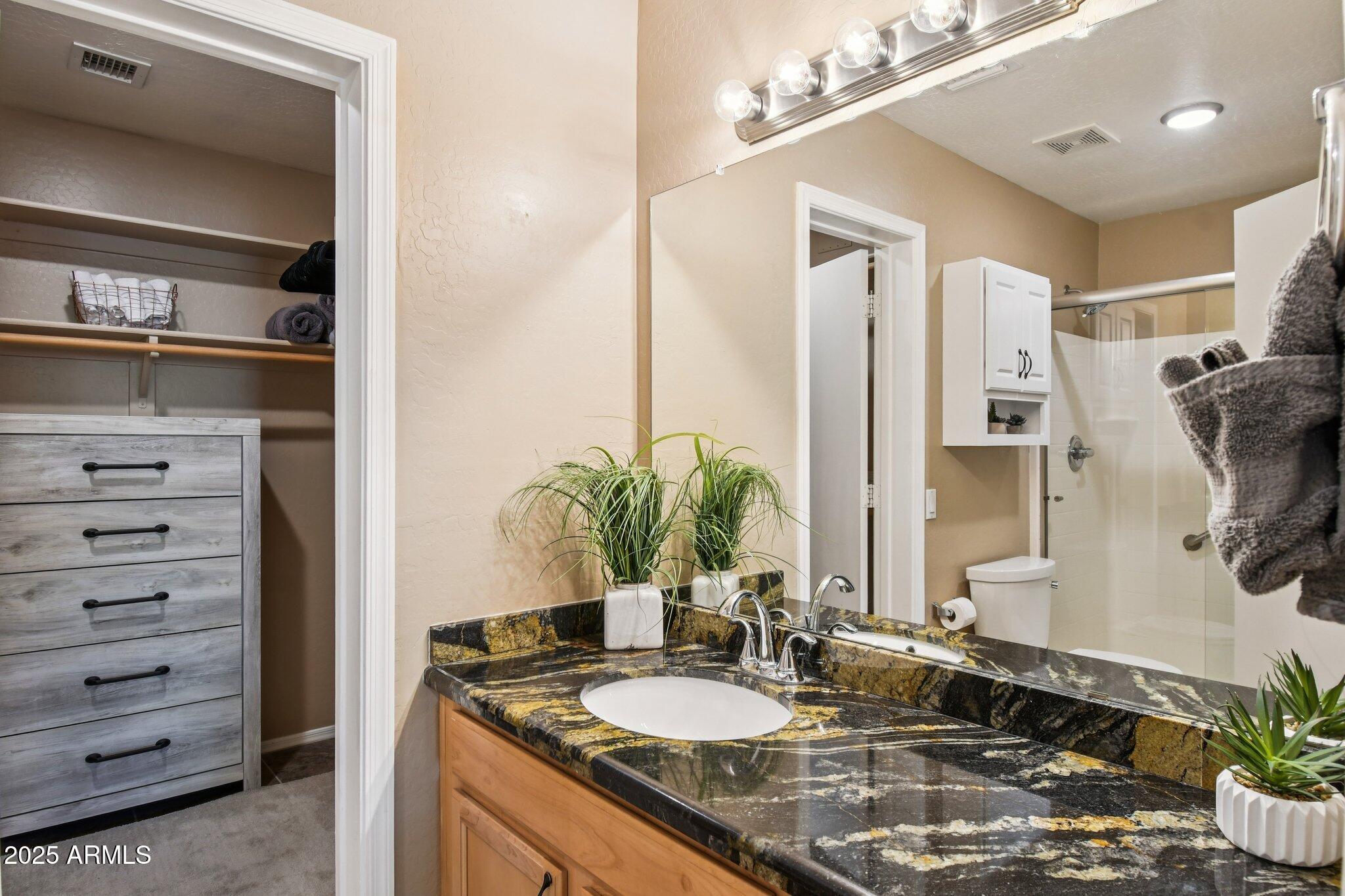 2250 E Deer Valley Road, 109