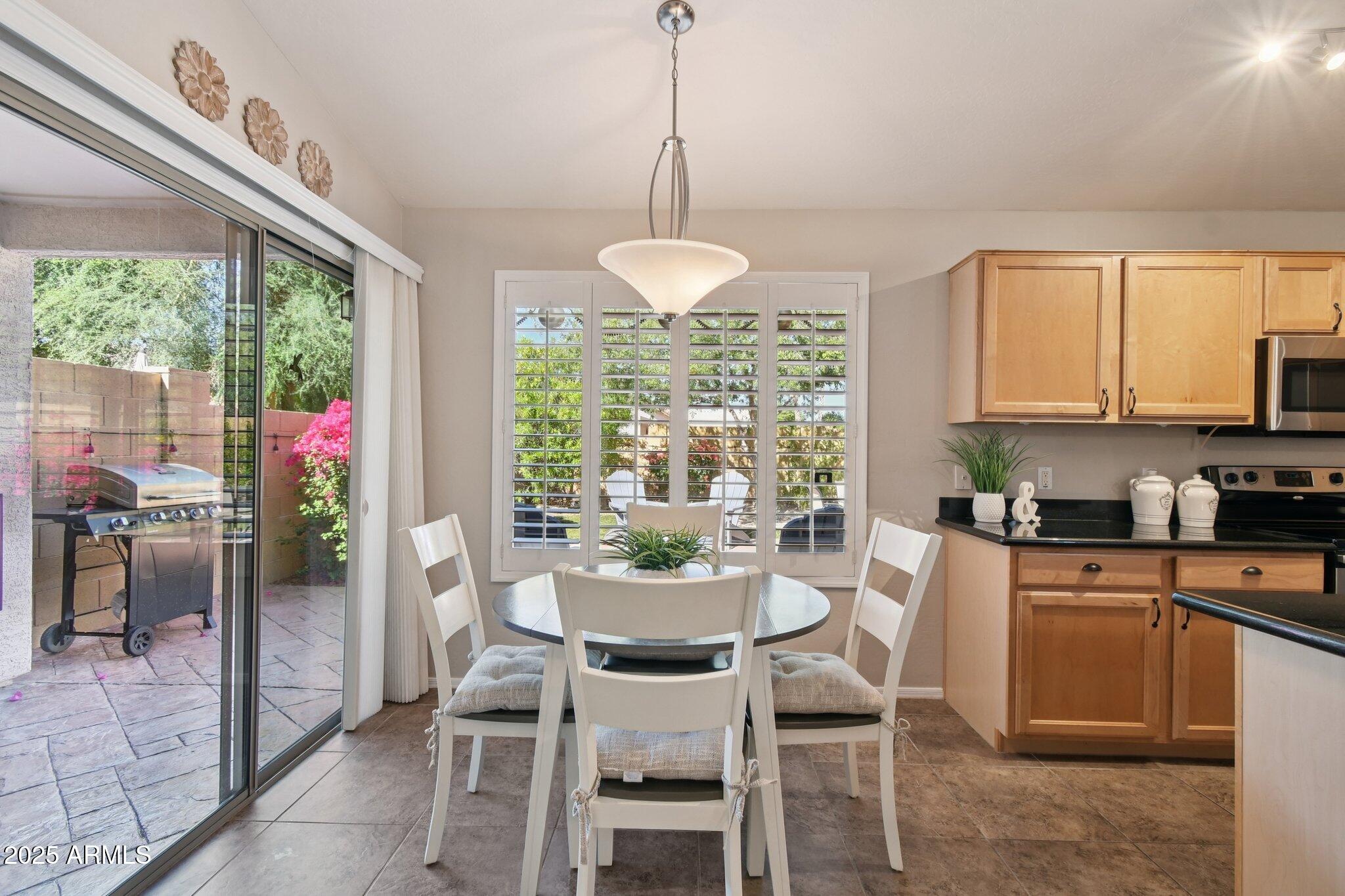 2250 E Deer Valley Road, 109