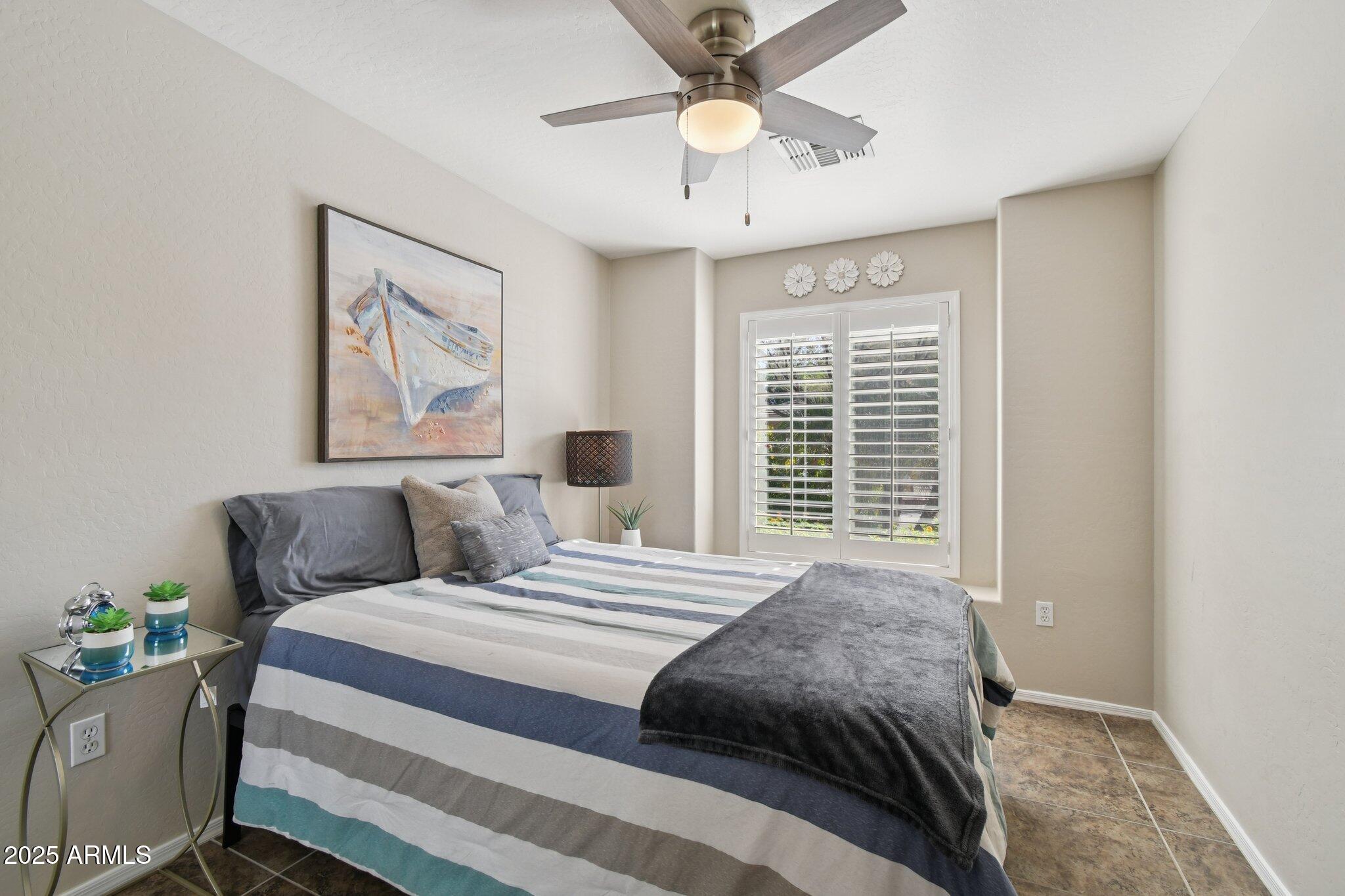 2250 E Deer Valley Road, 109