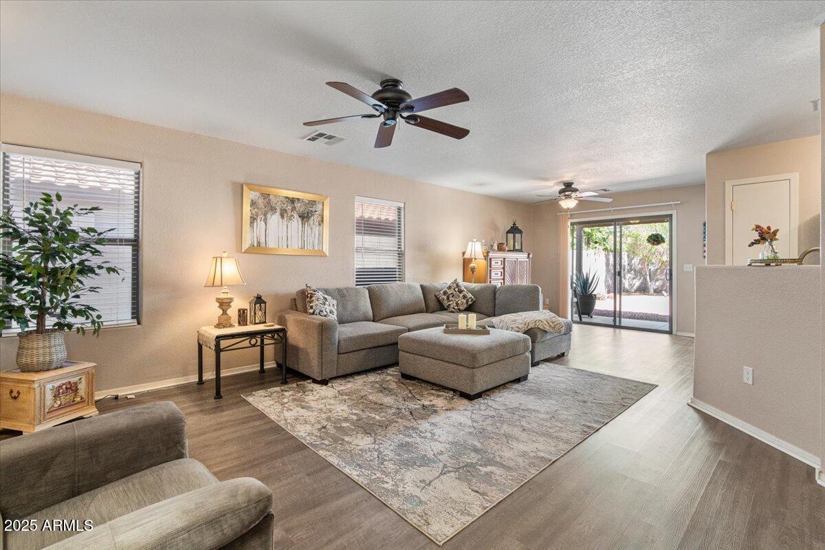 46150 W WINDMILL Drive