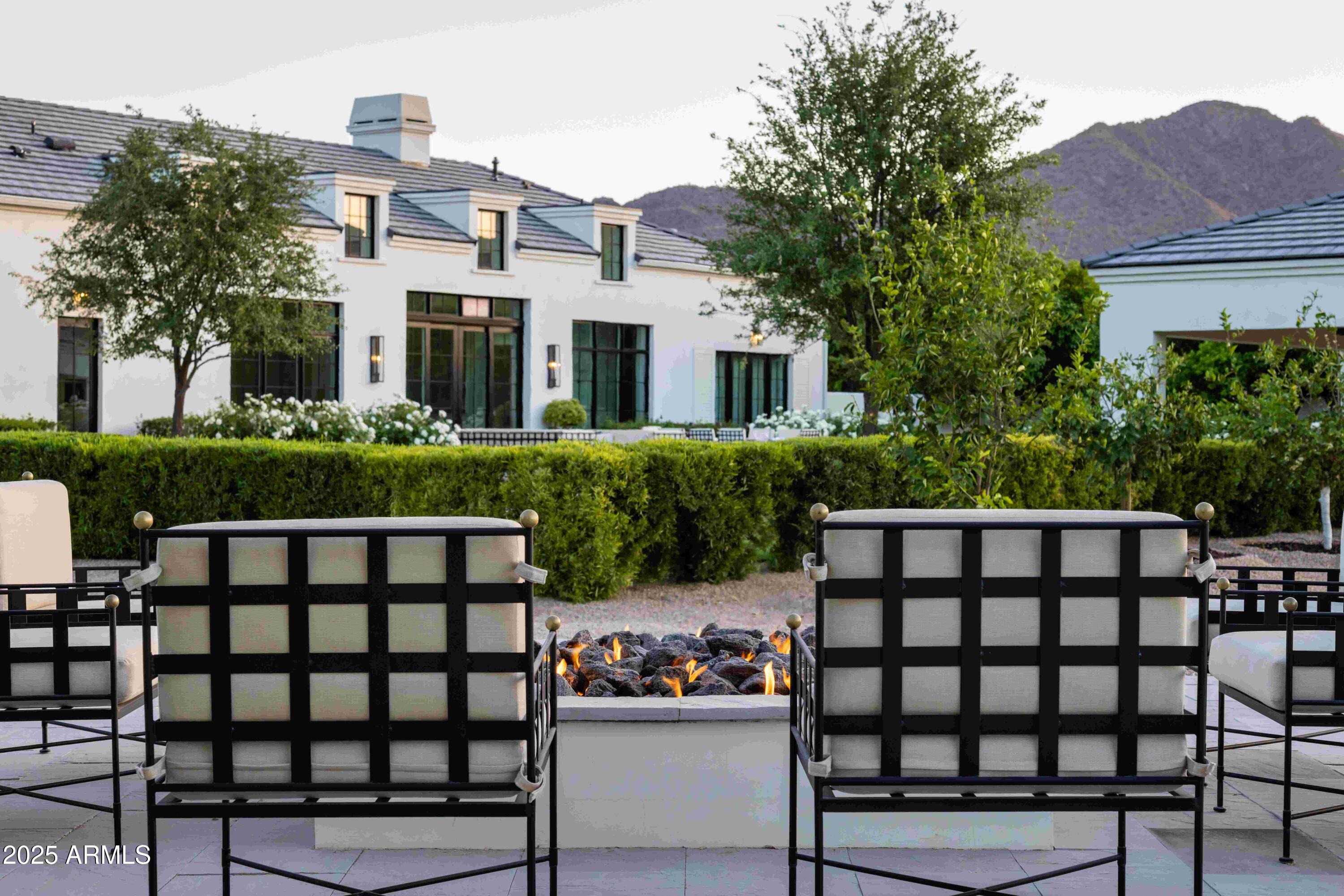 6716 E MALCOMB Drive