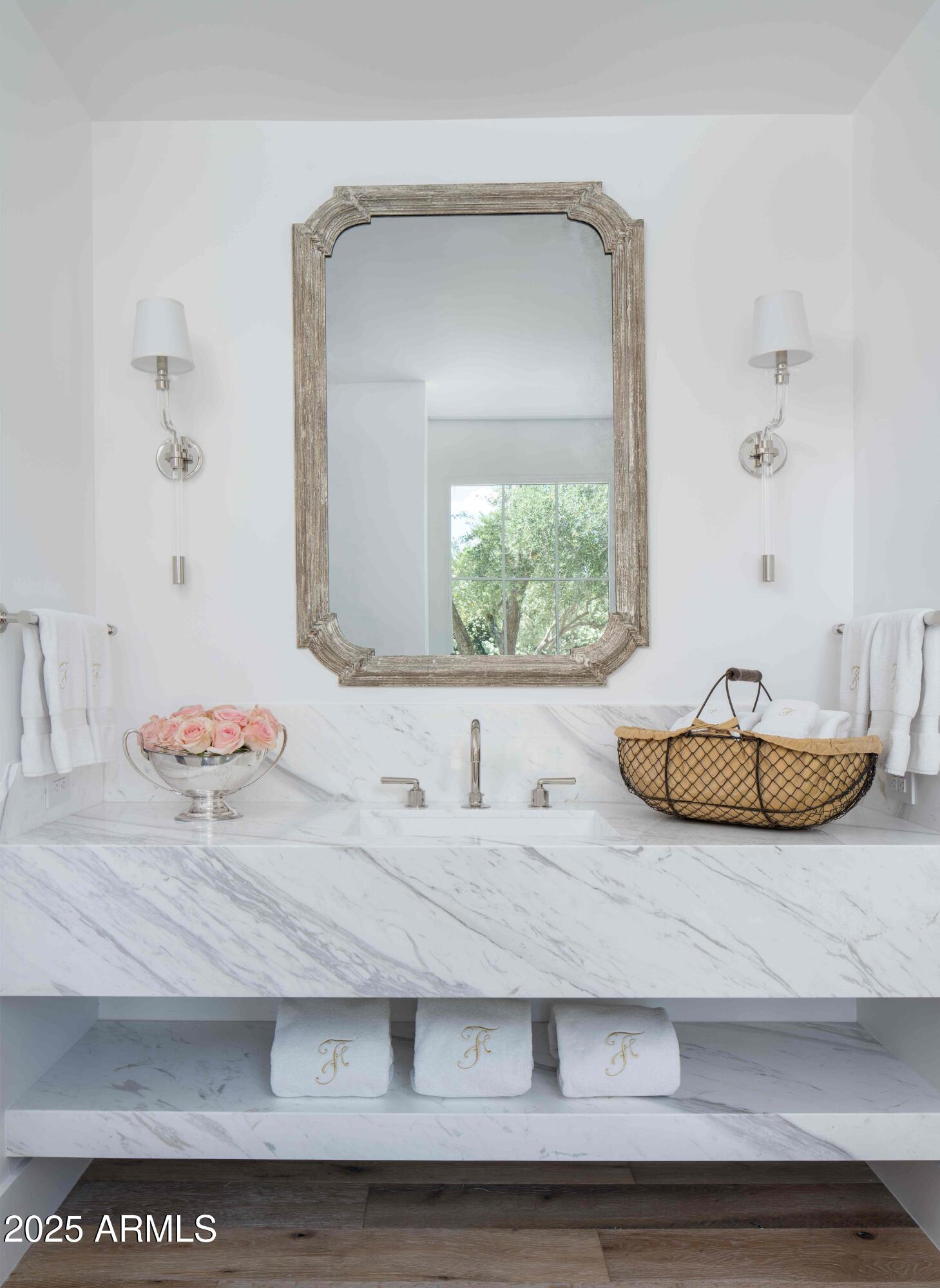 6716 E MALCOMB Drive