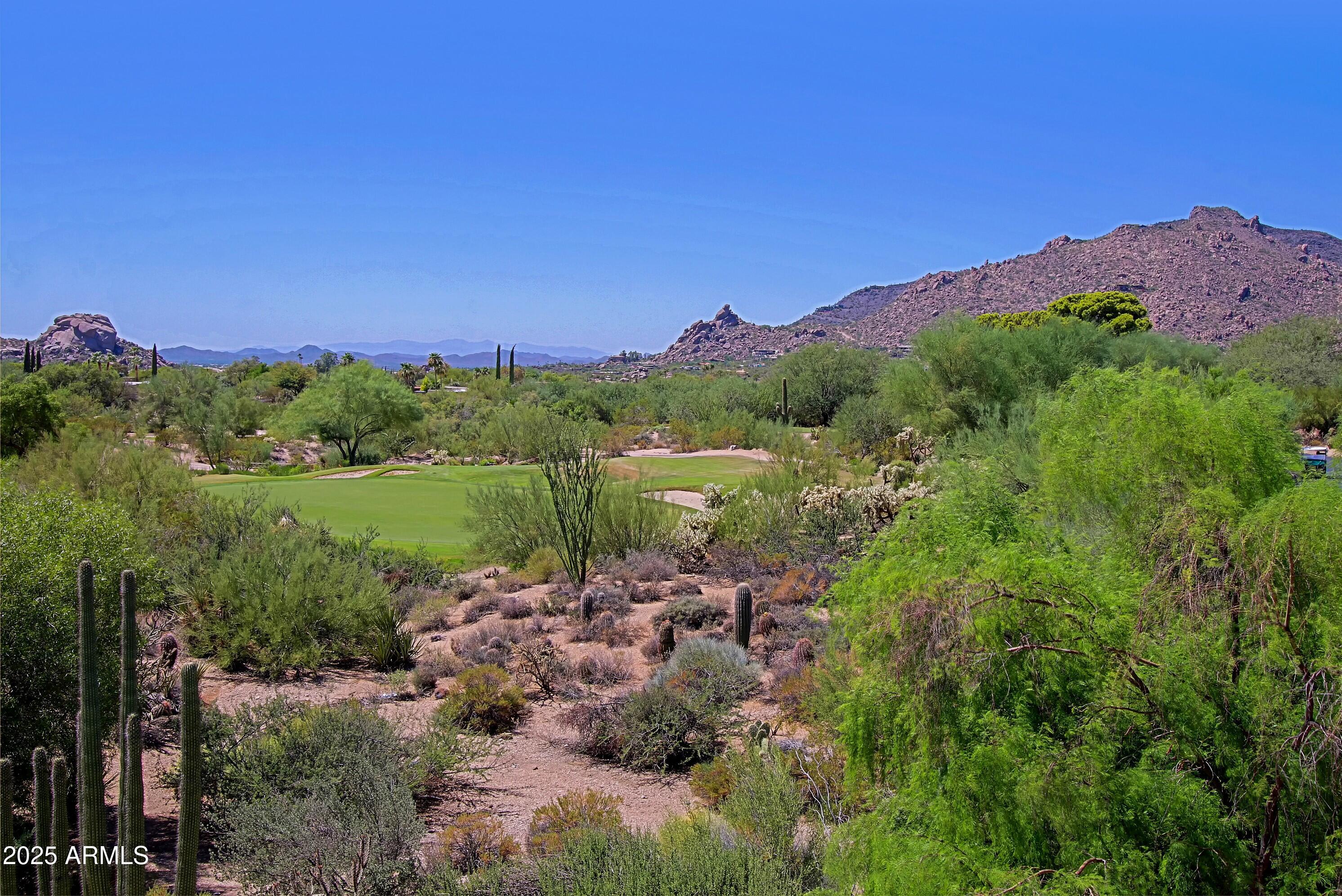 1084 N BOULDER Drive, Carefree