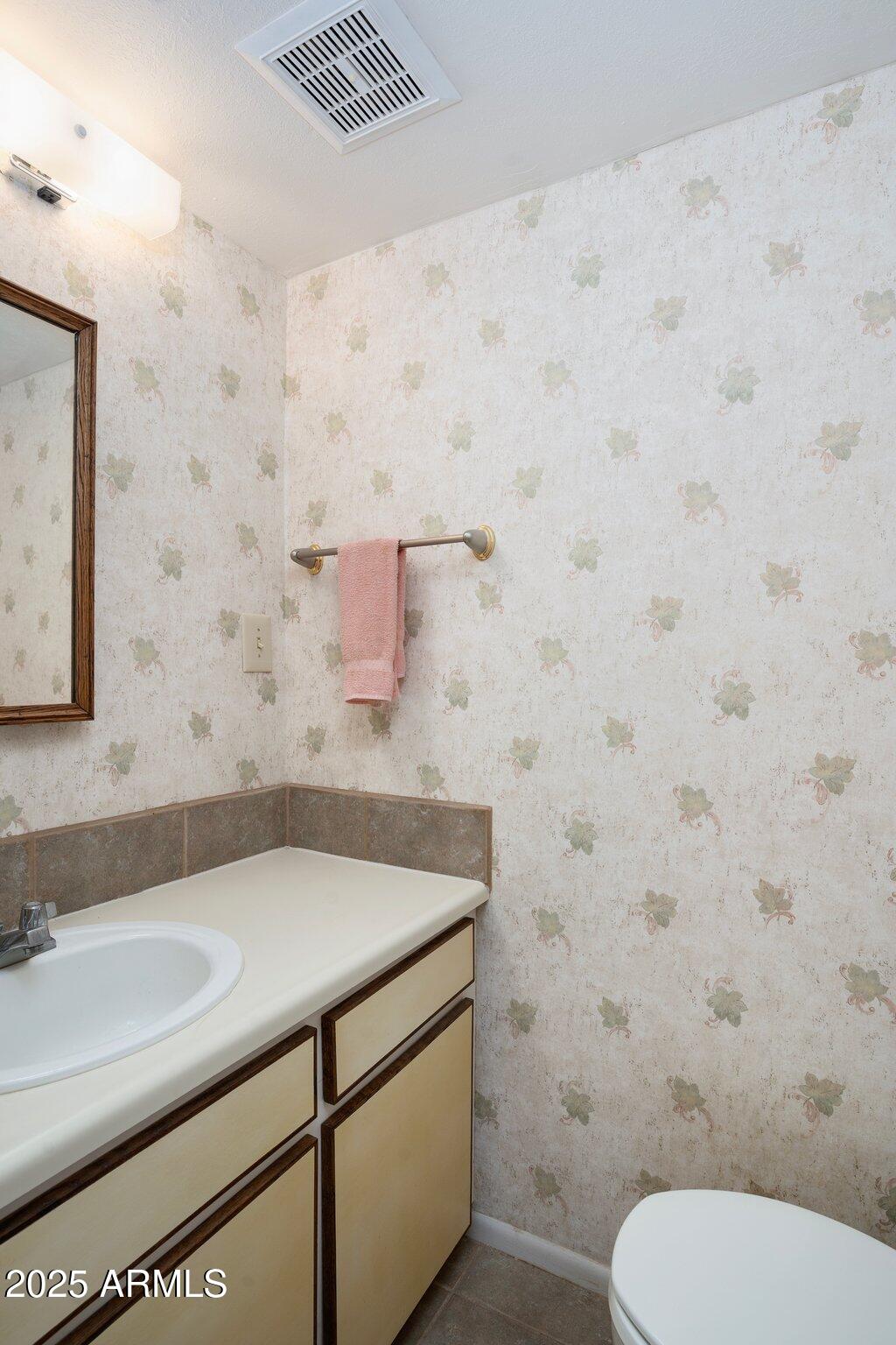 13435 W DESERT GLEN Drive