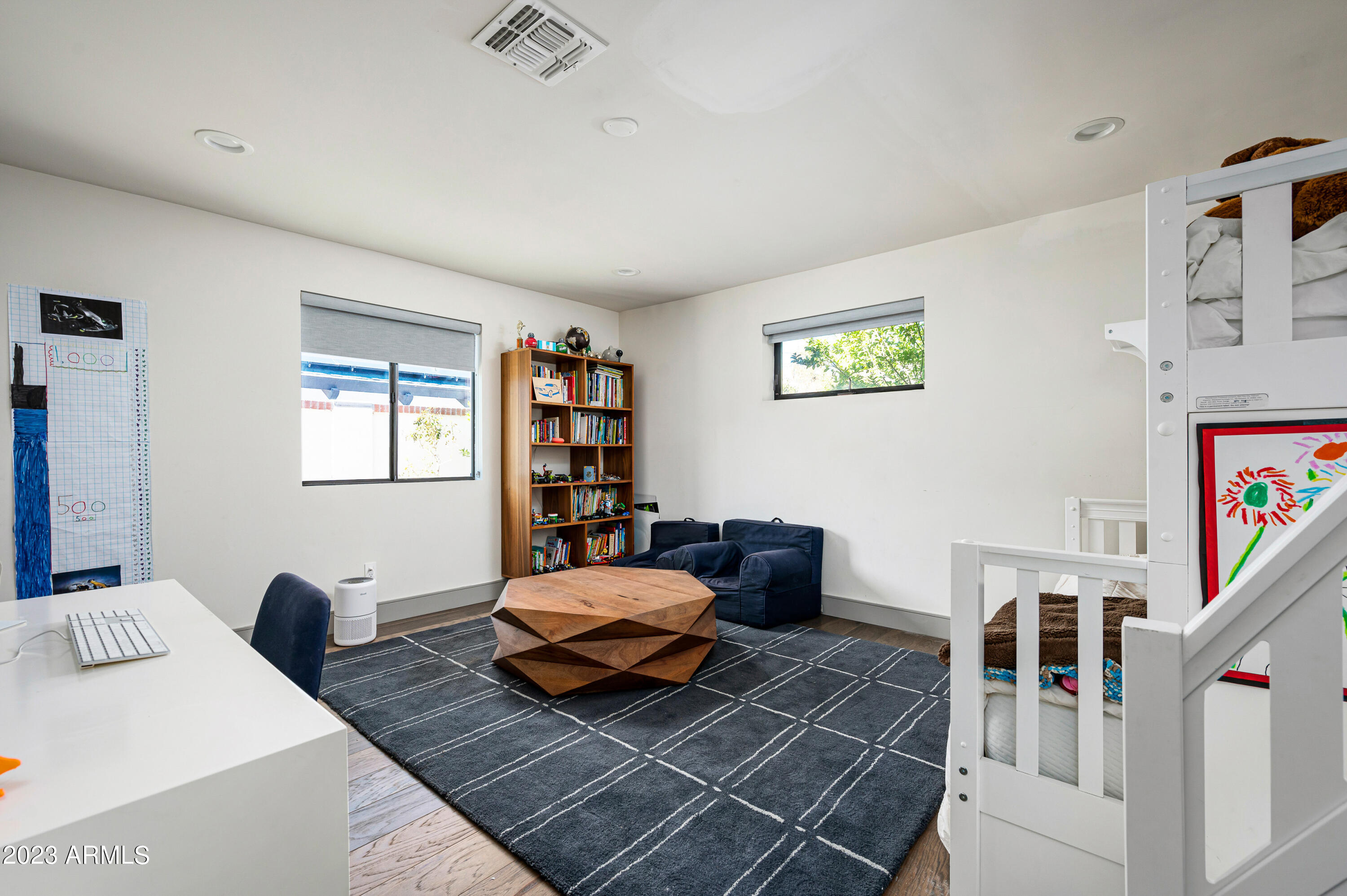 4614 E LAFAYETTE Boulevard