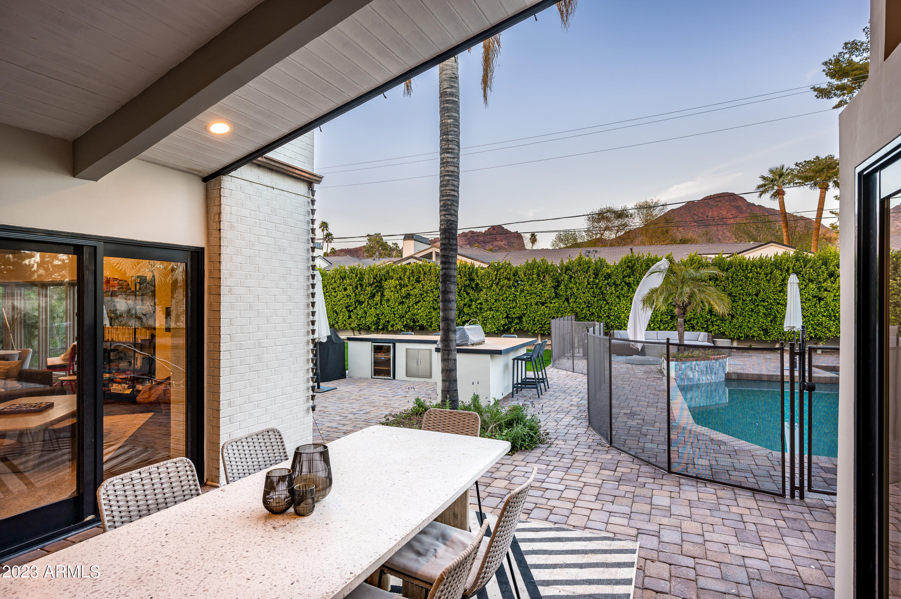 4614 E LAFAYETTE Boulevard