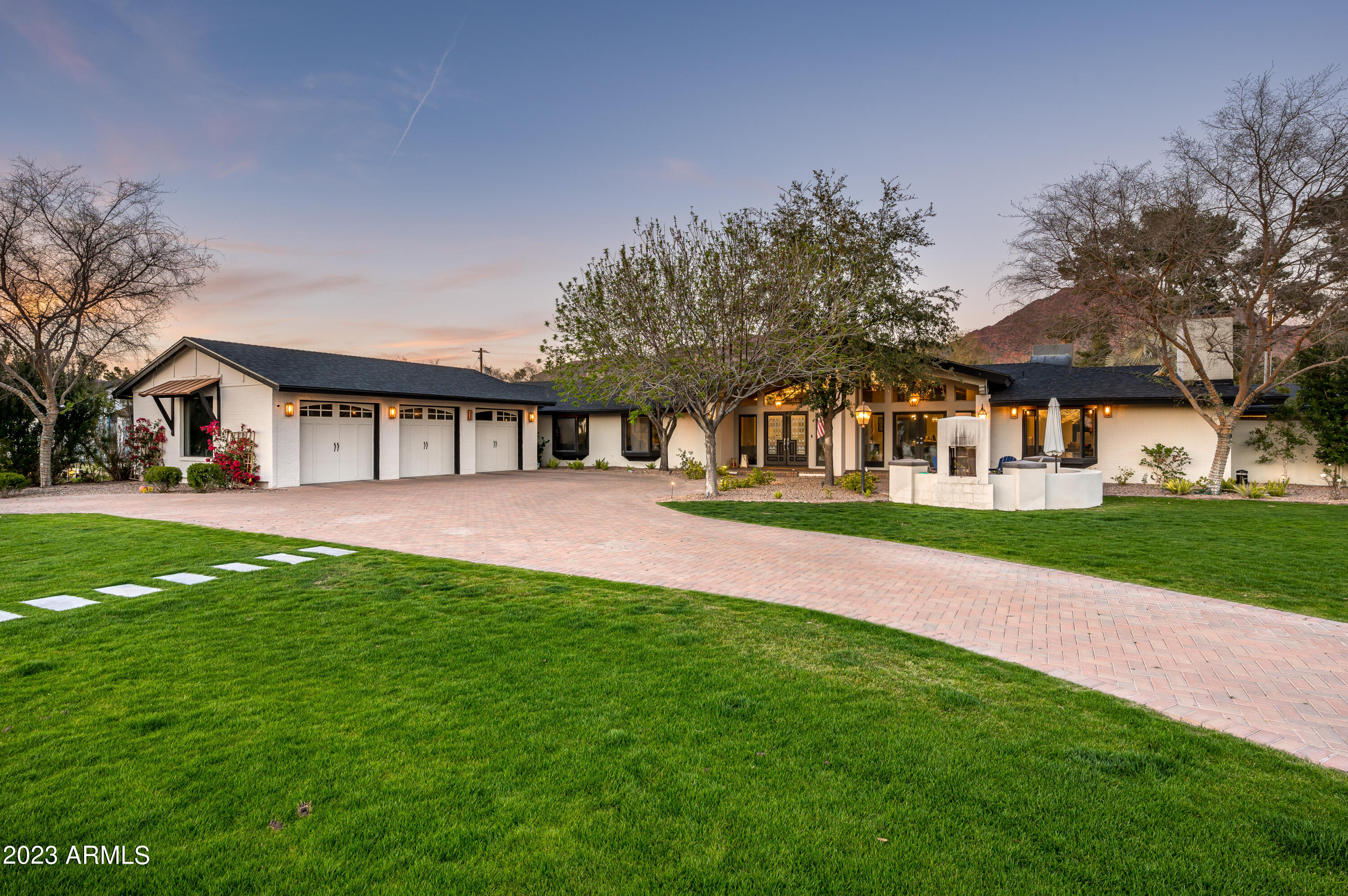 4614 E LAFAYETTE Boulevard