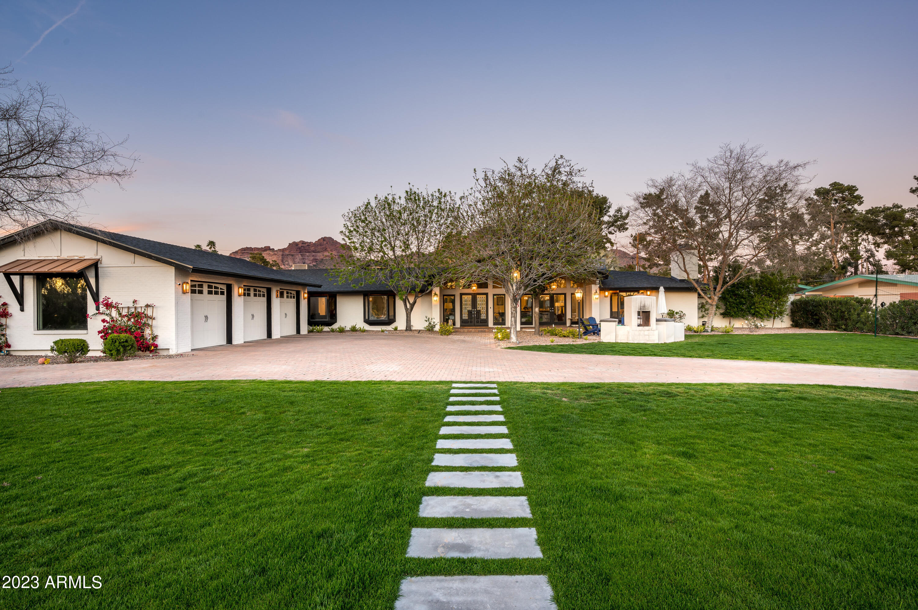 4614 E LAFAYETTE Boulevard