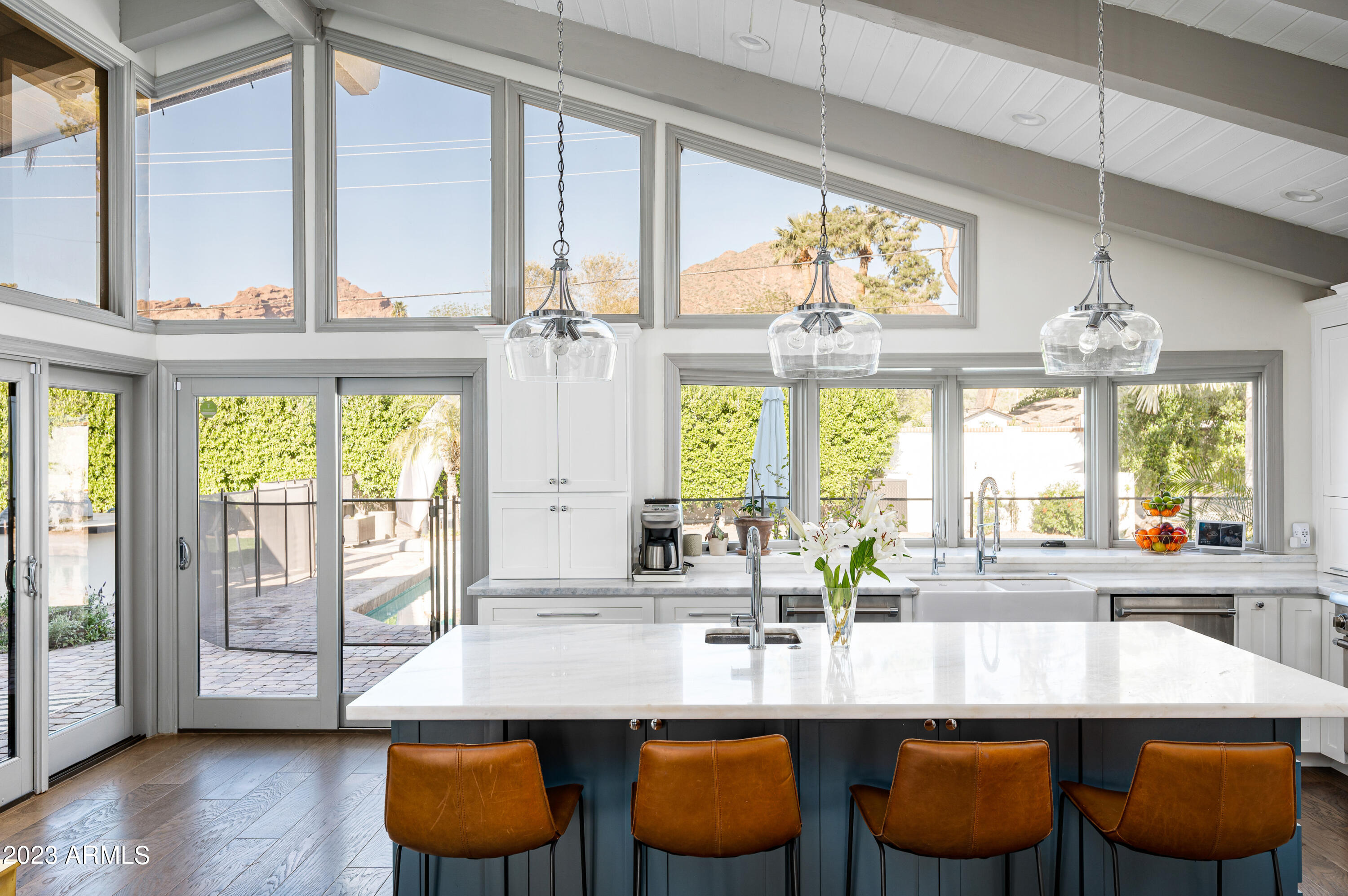 4614 E LAFAYETTE Boulevard