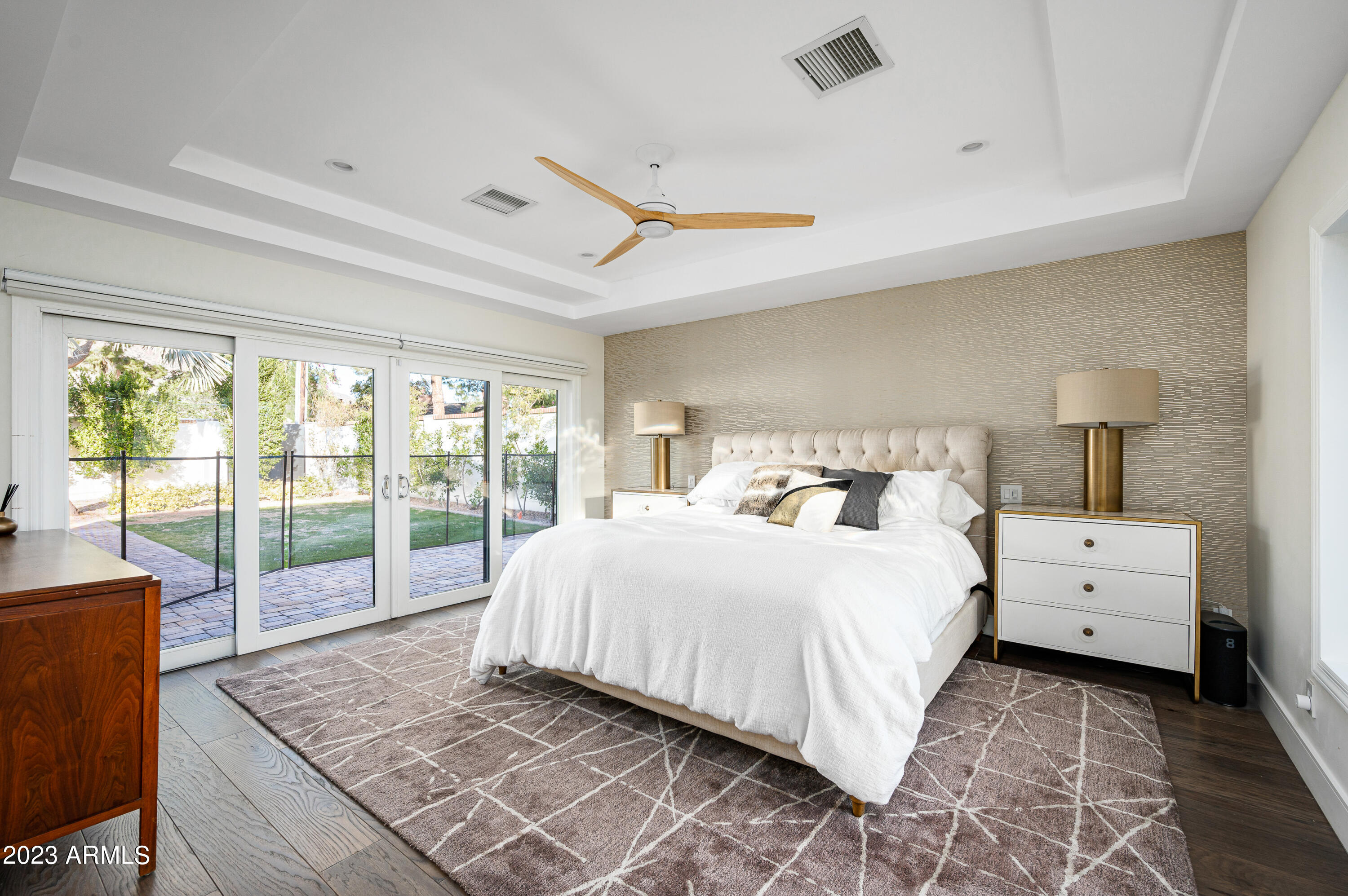 4614 E LAFAYETTE Boulevard