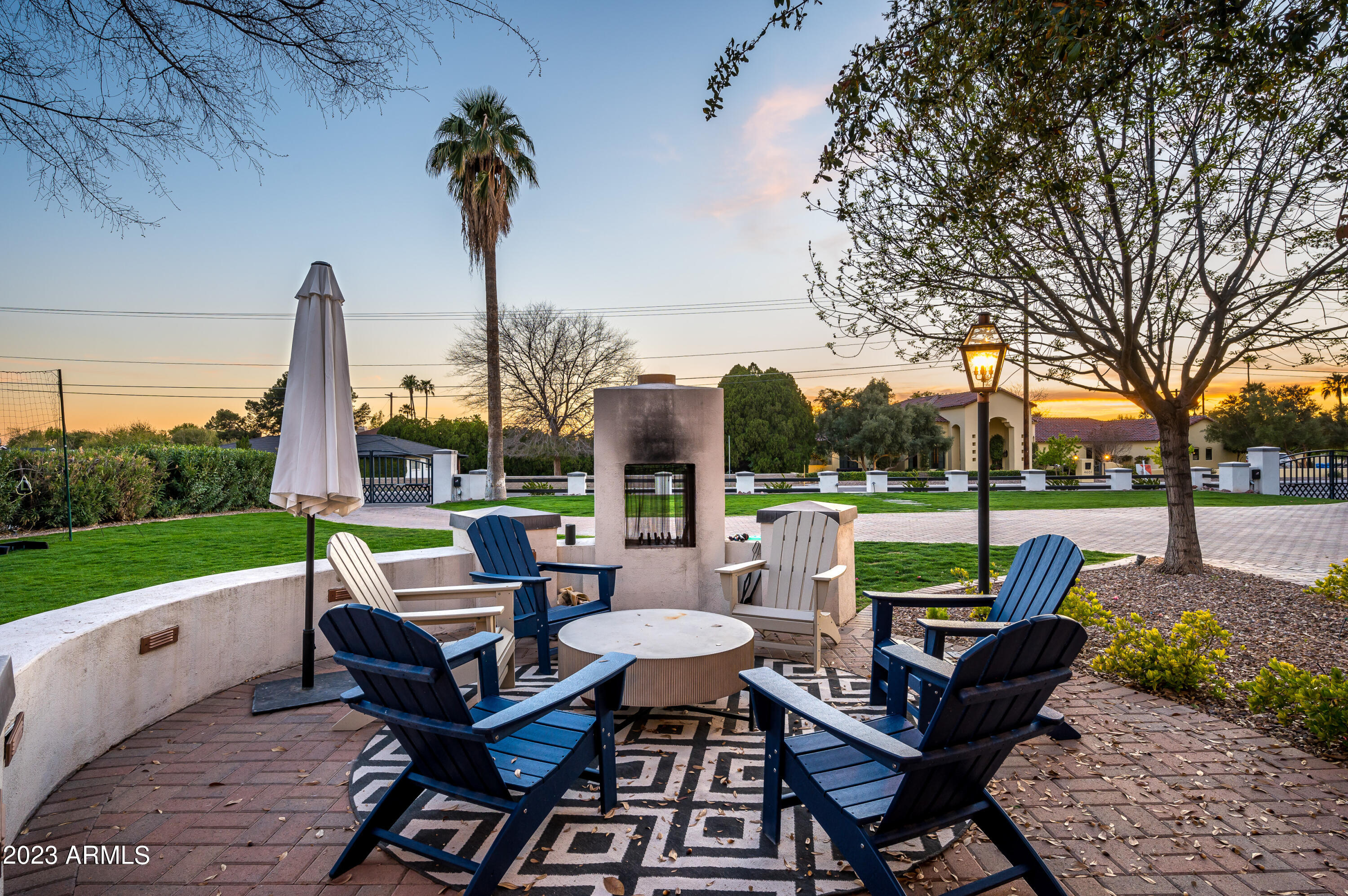 4614 E LAFAYETTE Boulevard