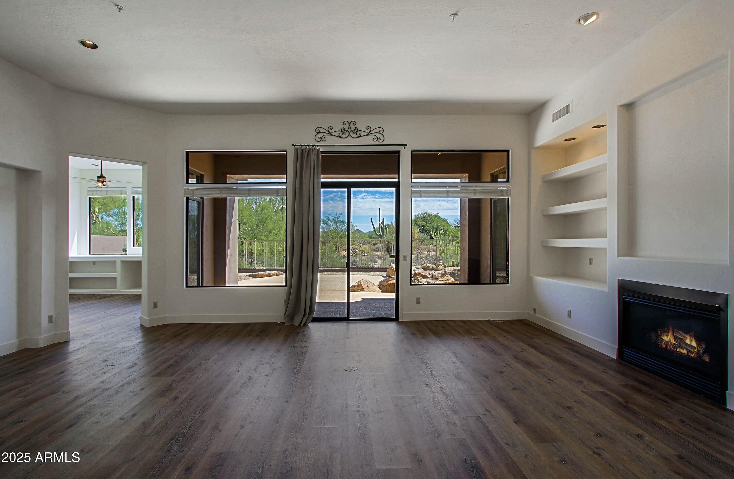 9455 E CAVALRY Drive