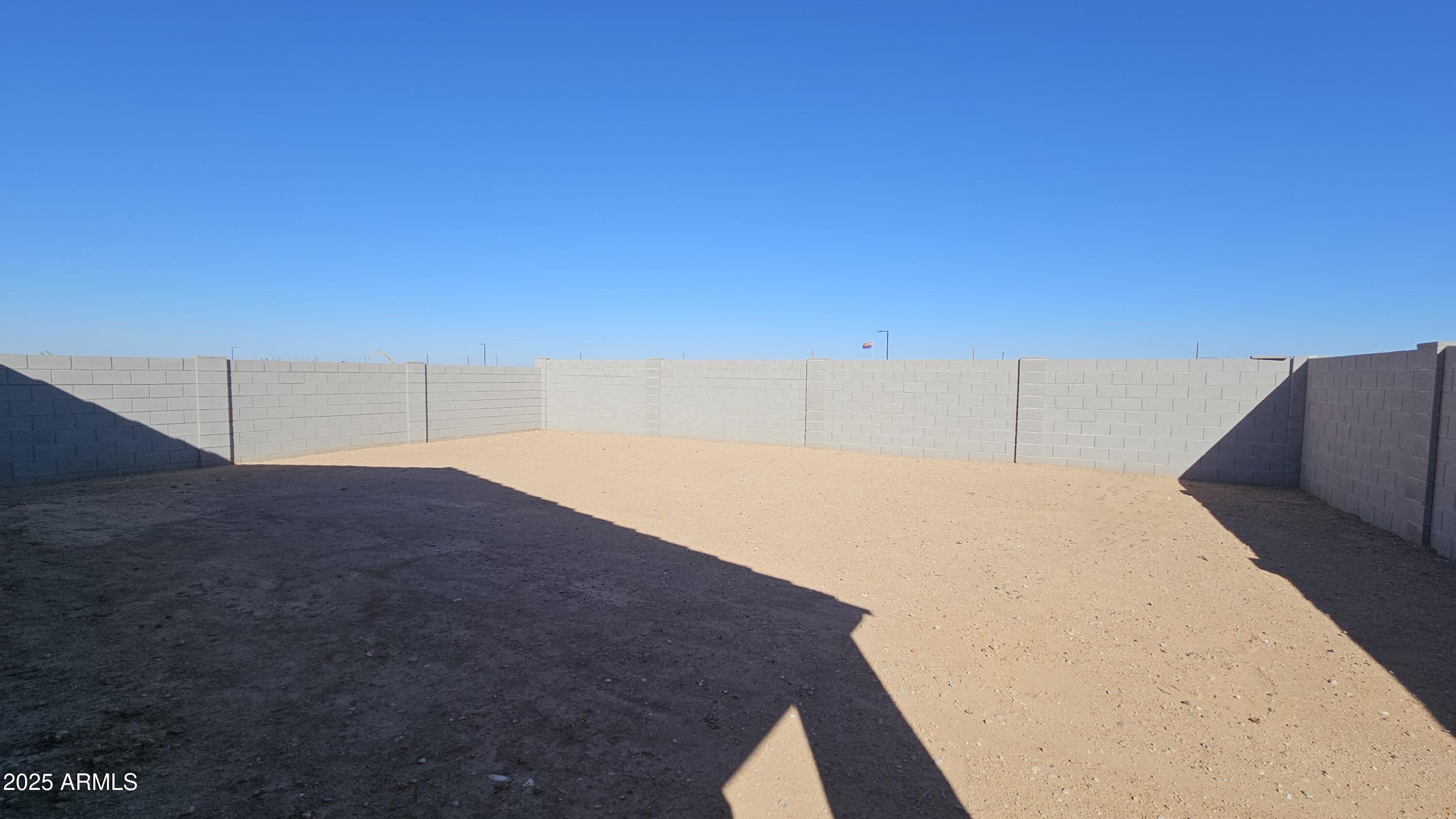 6498 E FIDDLENECK Way