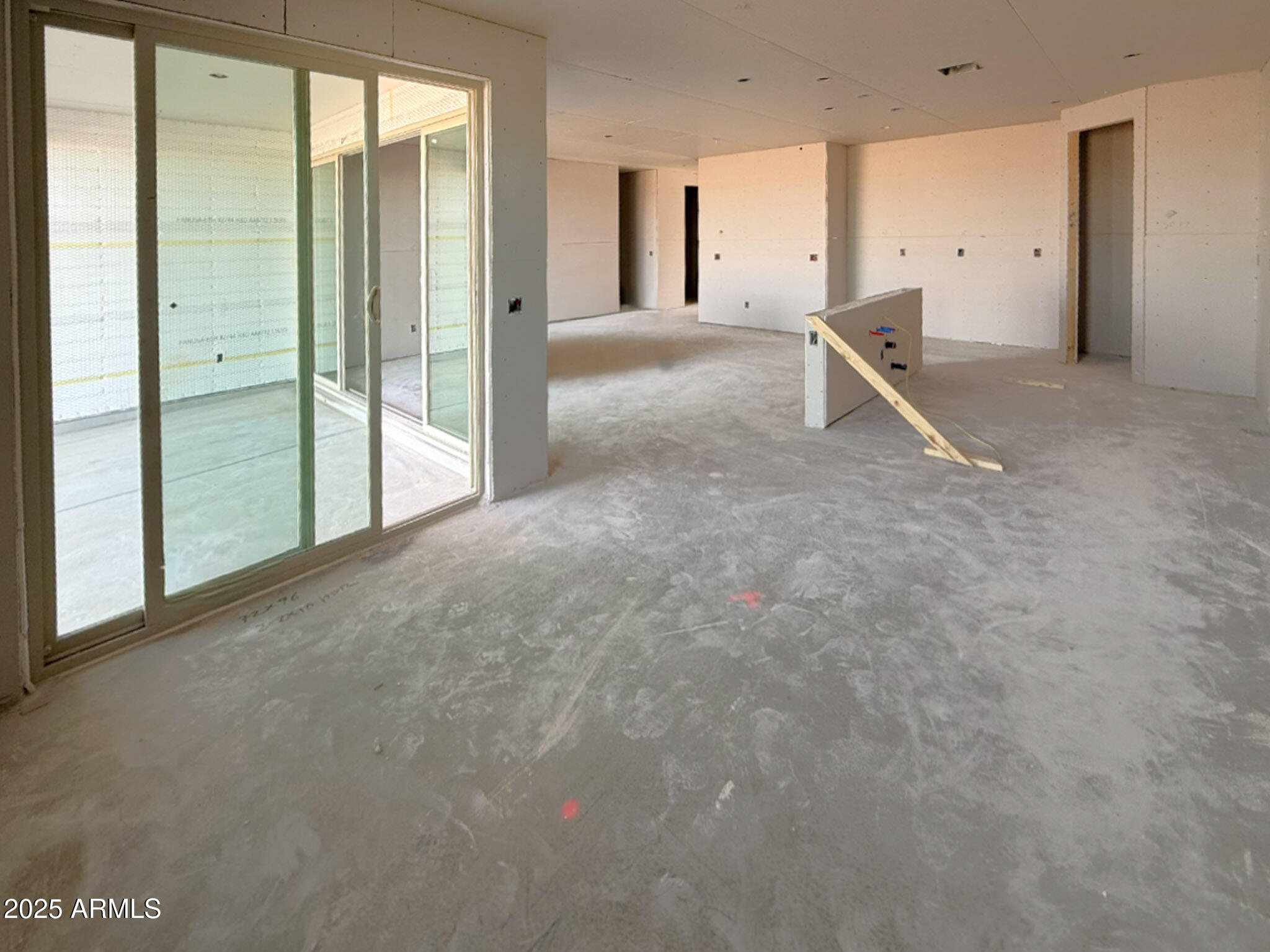 6526 E FIDDLENECK Way