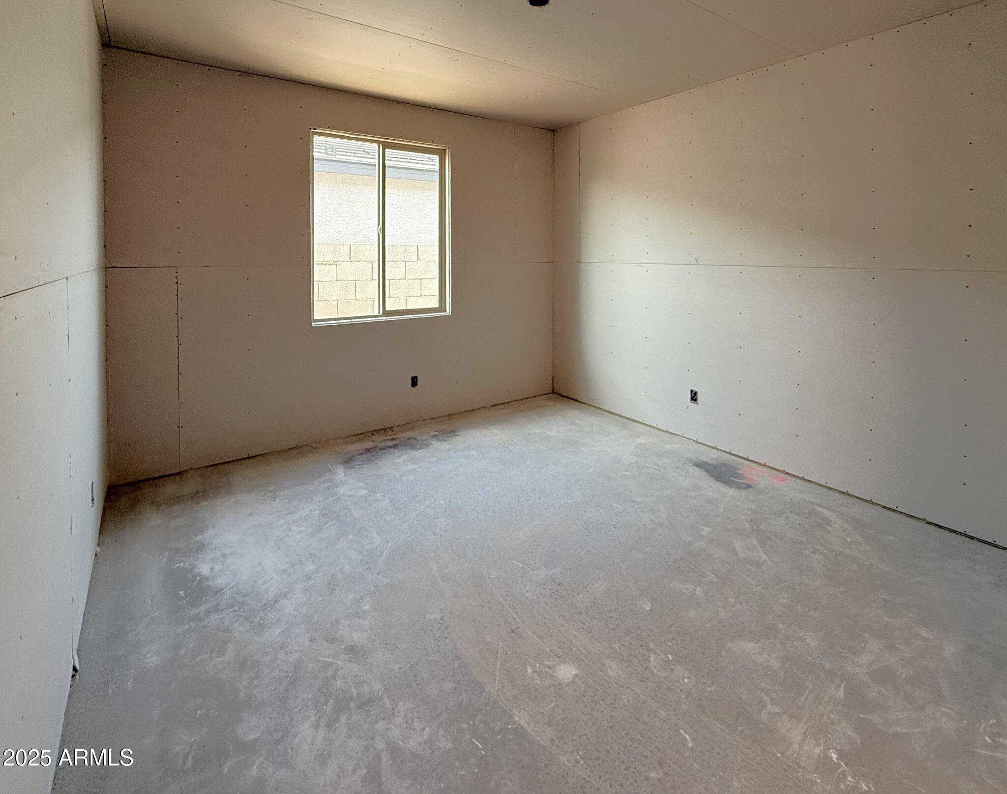 6526 E FIDDLENECK Way