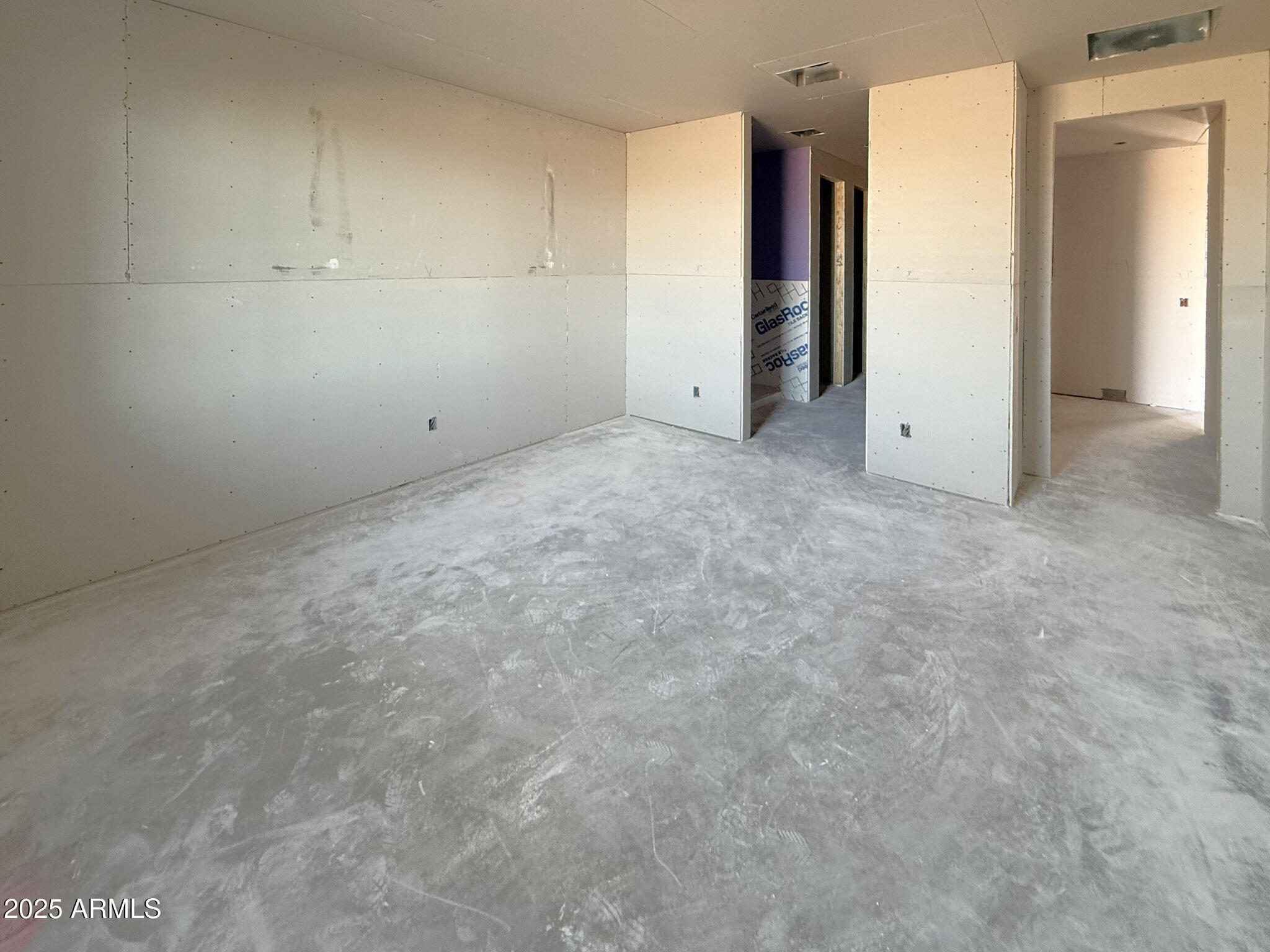 6526 E FIDDLENECK Way