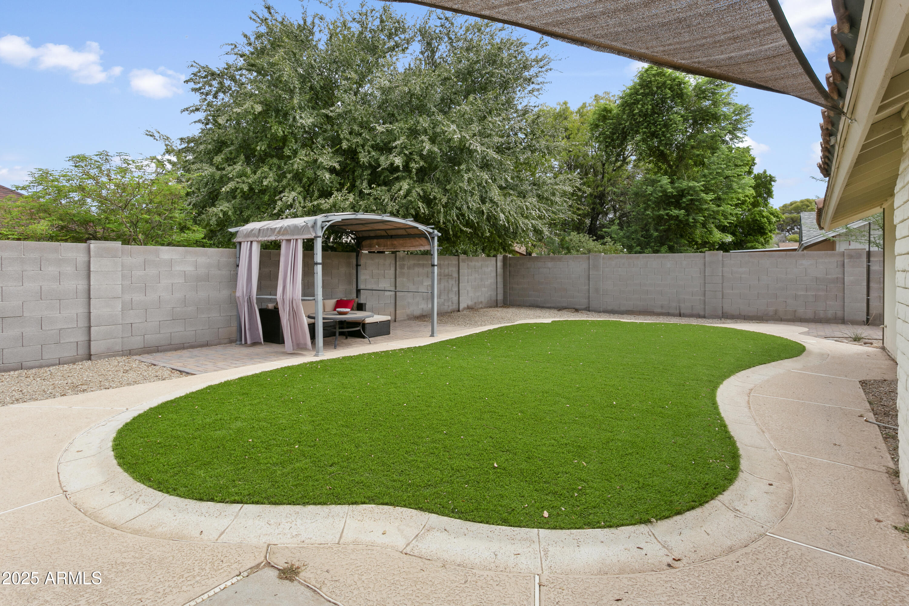 1808 W KEATING Avenue