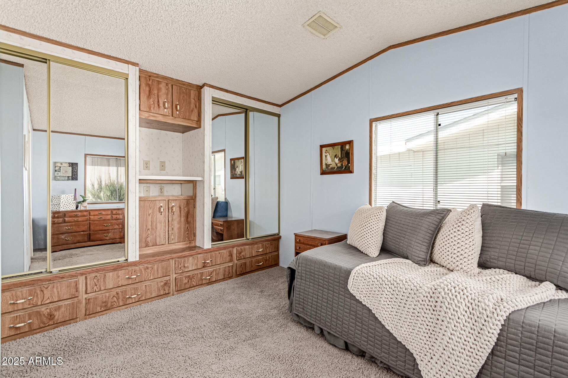 5735 E MCDOWELL Road, 277