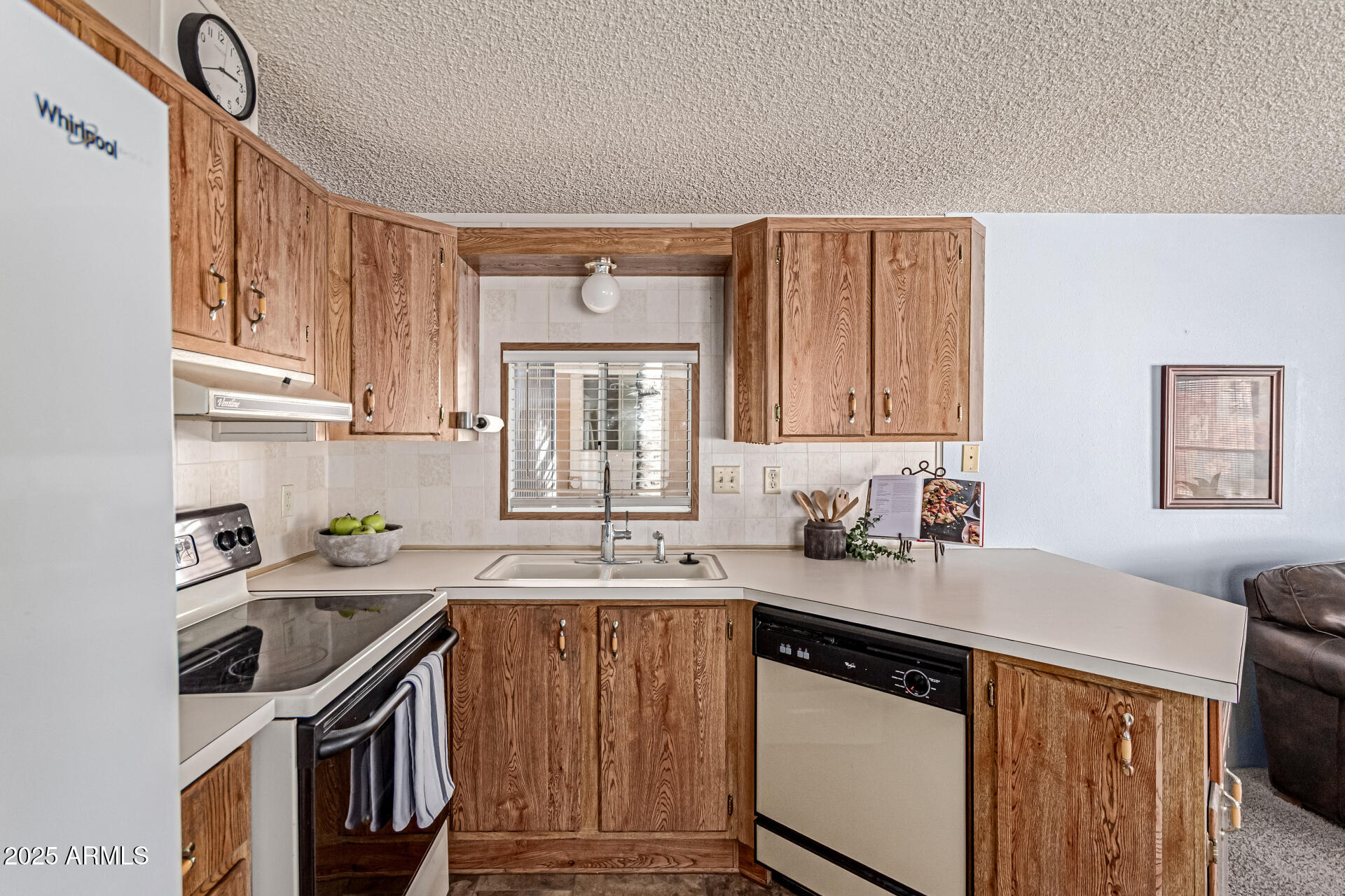 5735 E MCDOWELL Road, 277