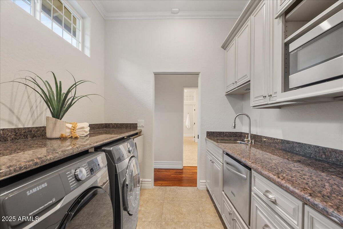 6522 E CALLE DEL MEDIA