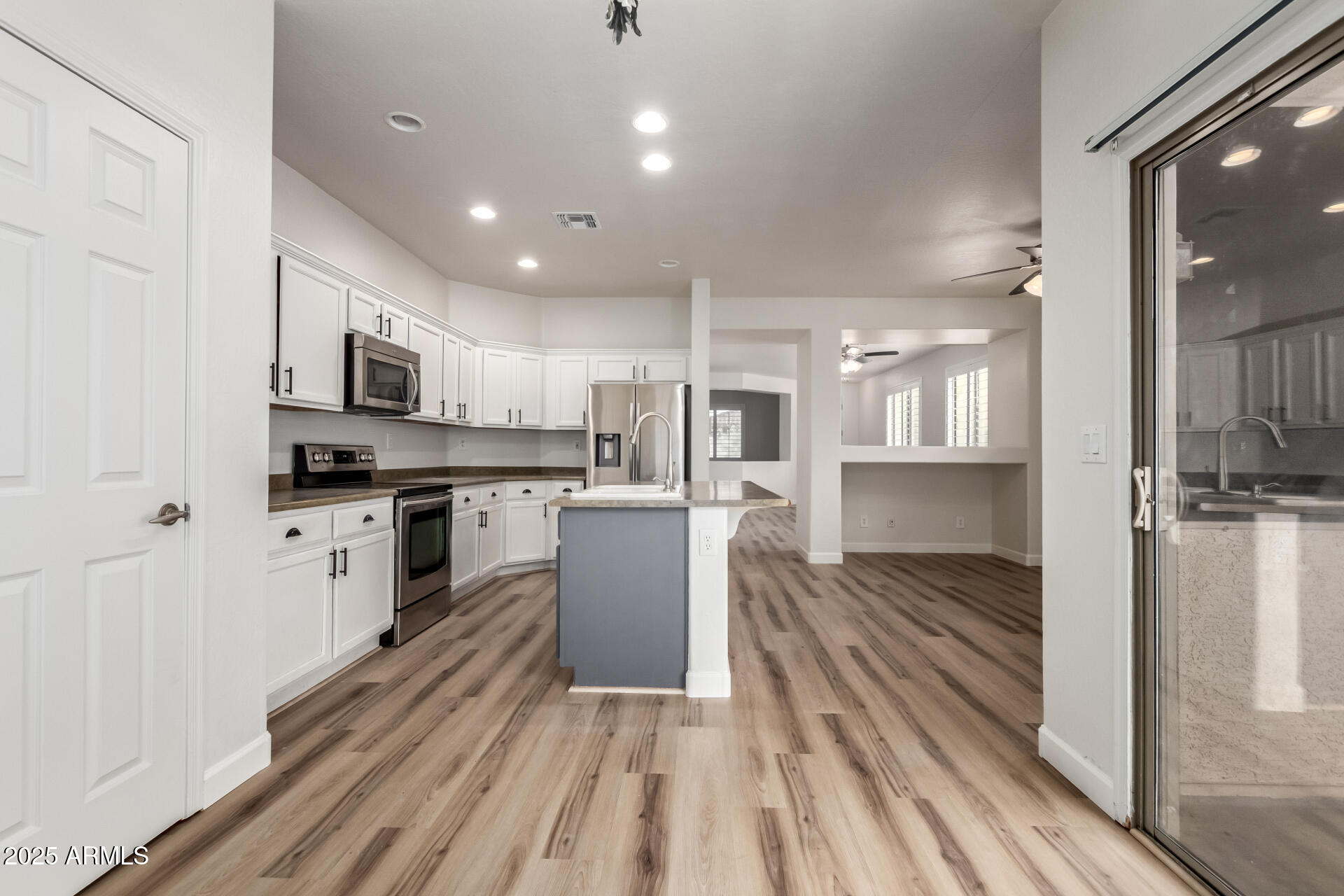 40711 N ERICSON Lane