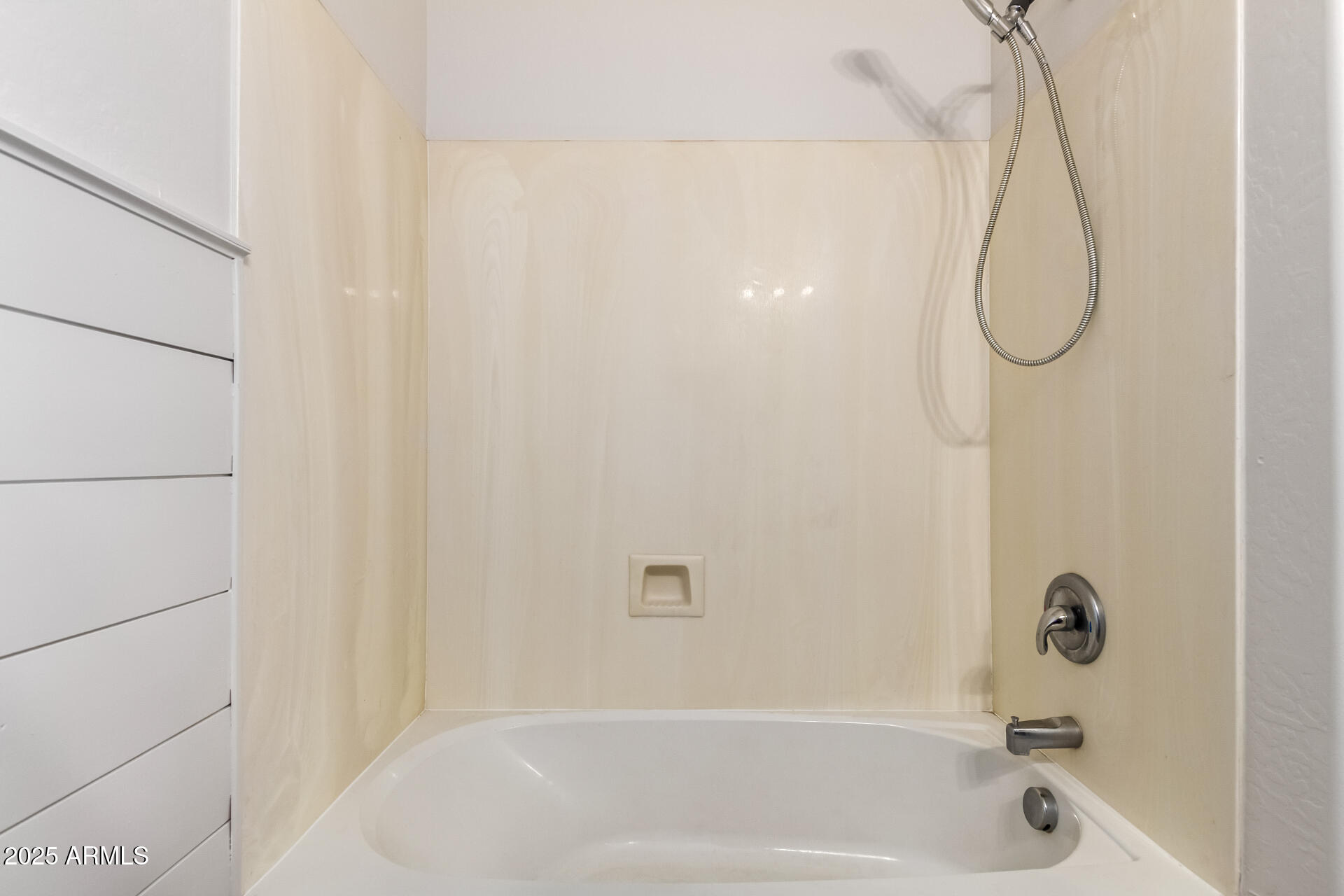 40711 N ERICSON Lane