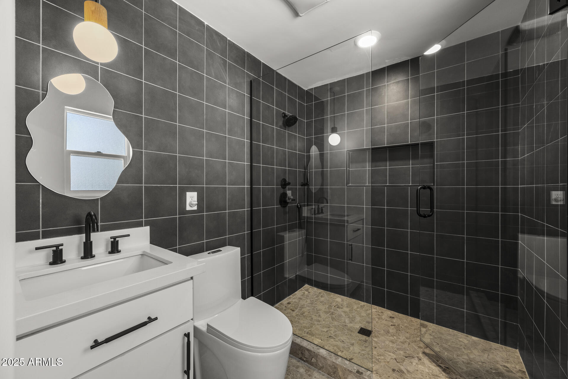 7502 E WINDSOR Avenue, Scottsdale