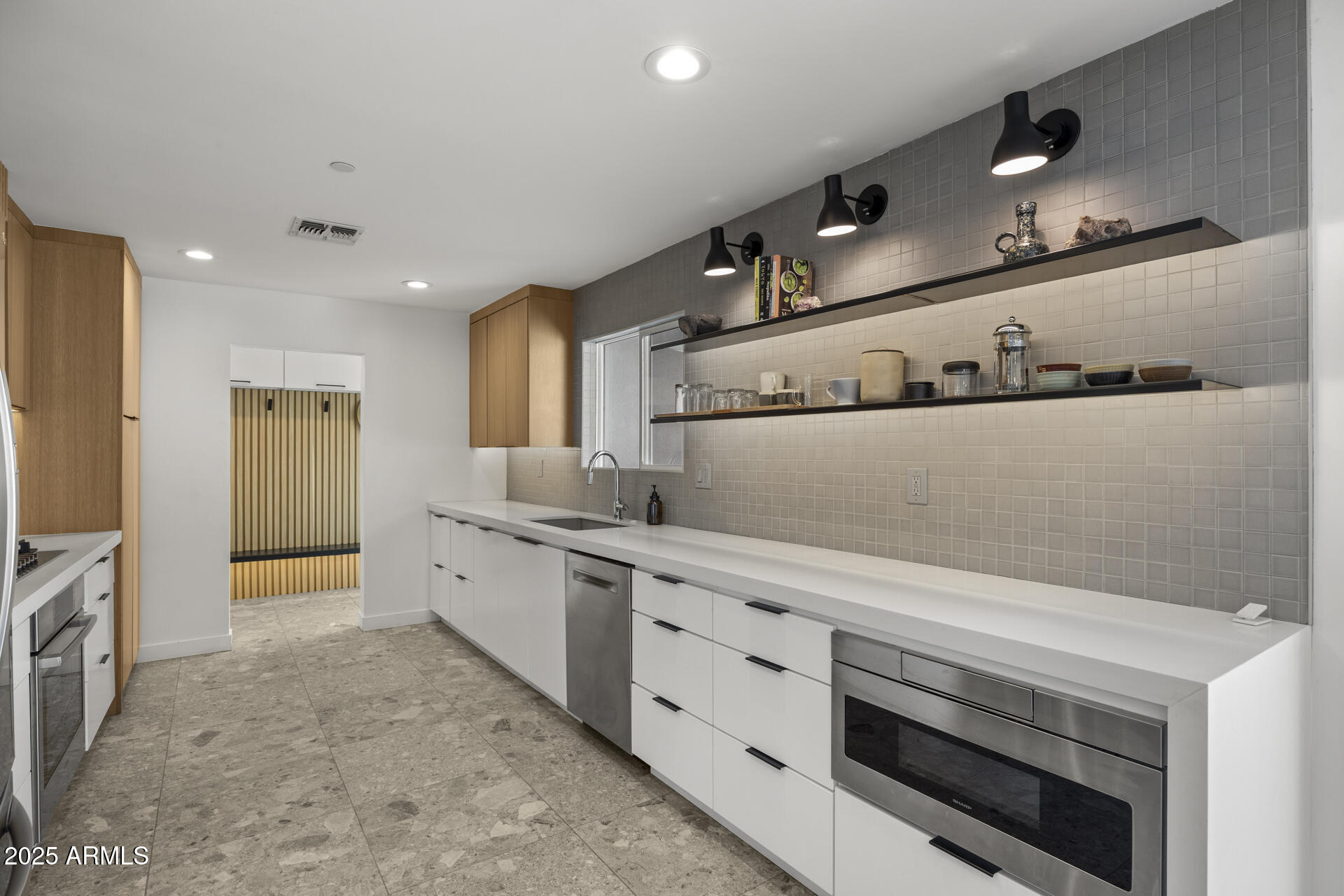 7502 E WINDSOR Avenue, Scottsdale