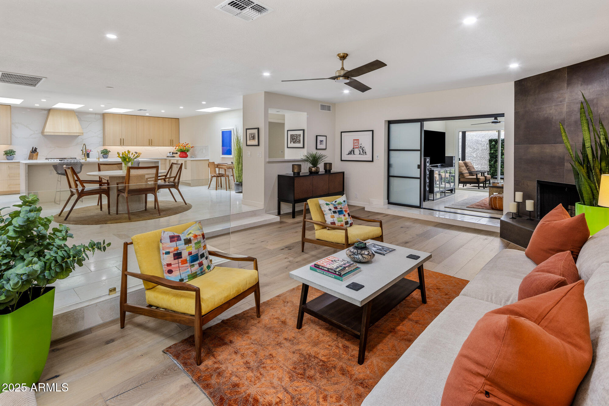 8083 E Via Del Valle