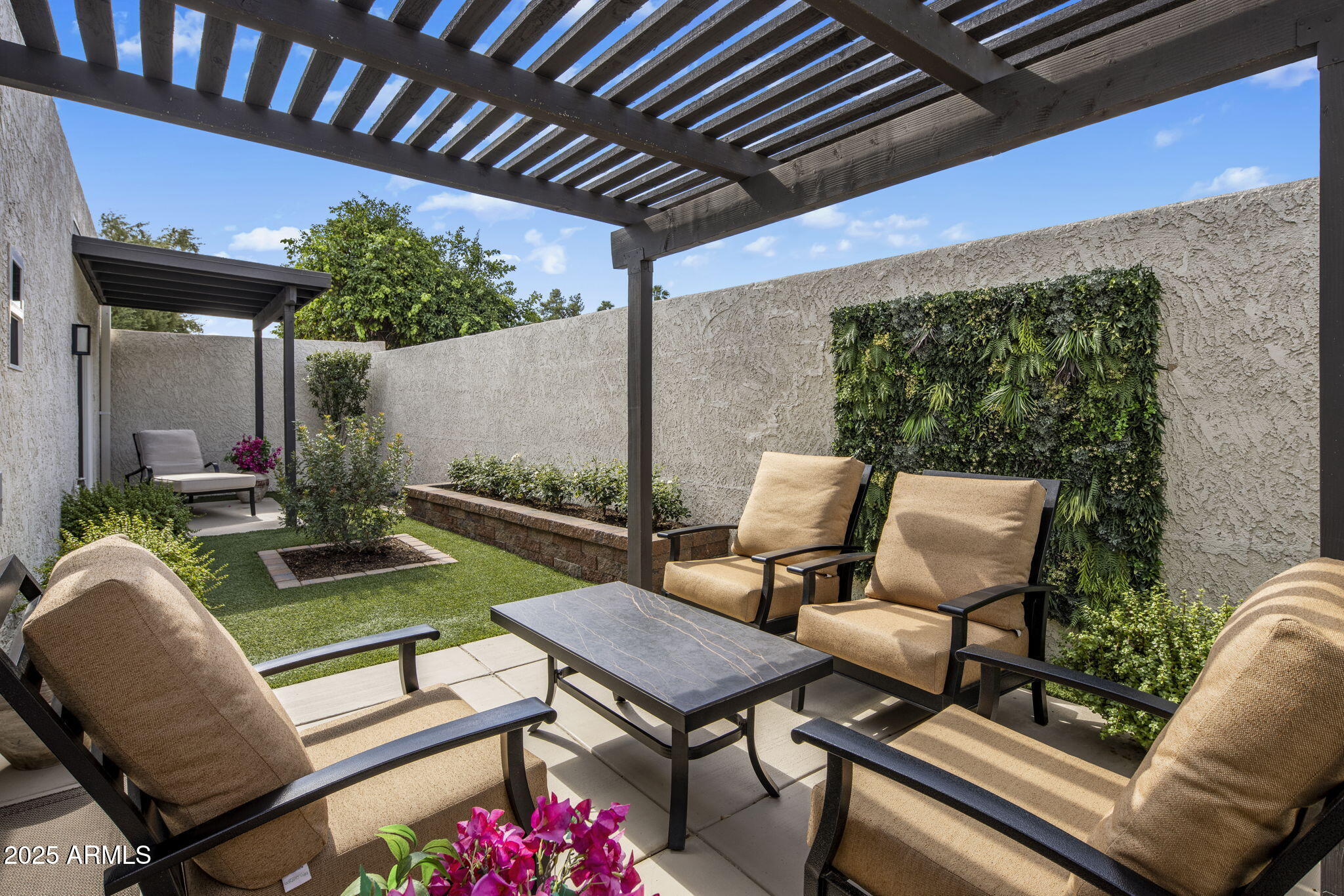 8083 E Via Del Valle