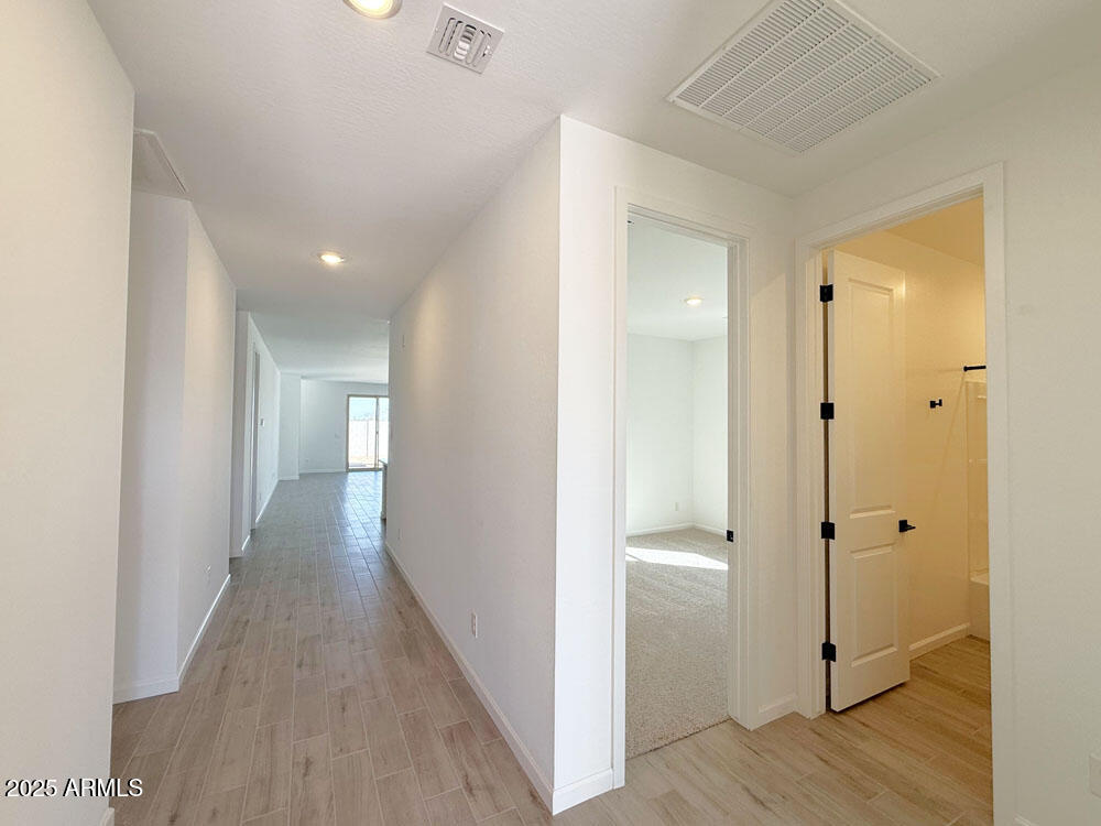 6466 E FIDDLENECK Way