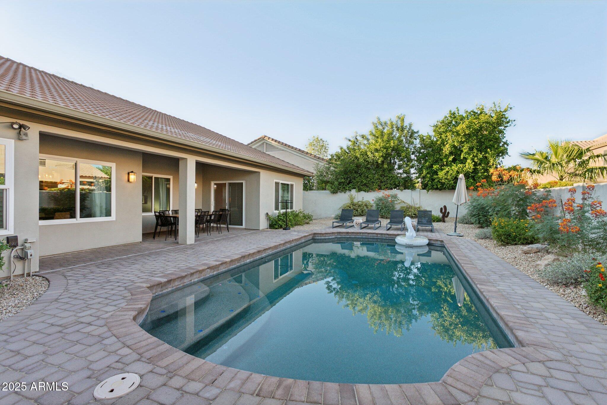 16627 N 60th Place