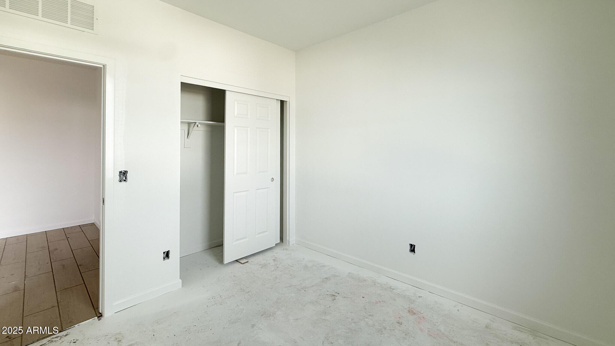 47677 W KENNER Drive