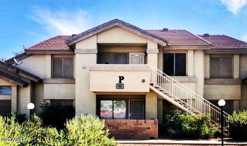 2201 N COMANCHE Drive, 1104