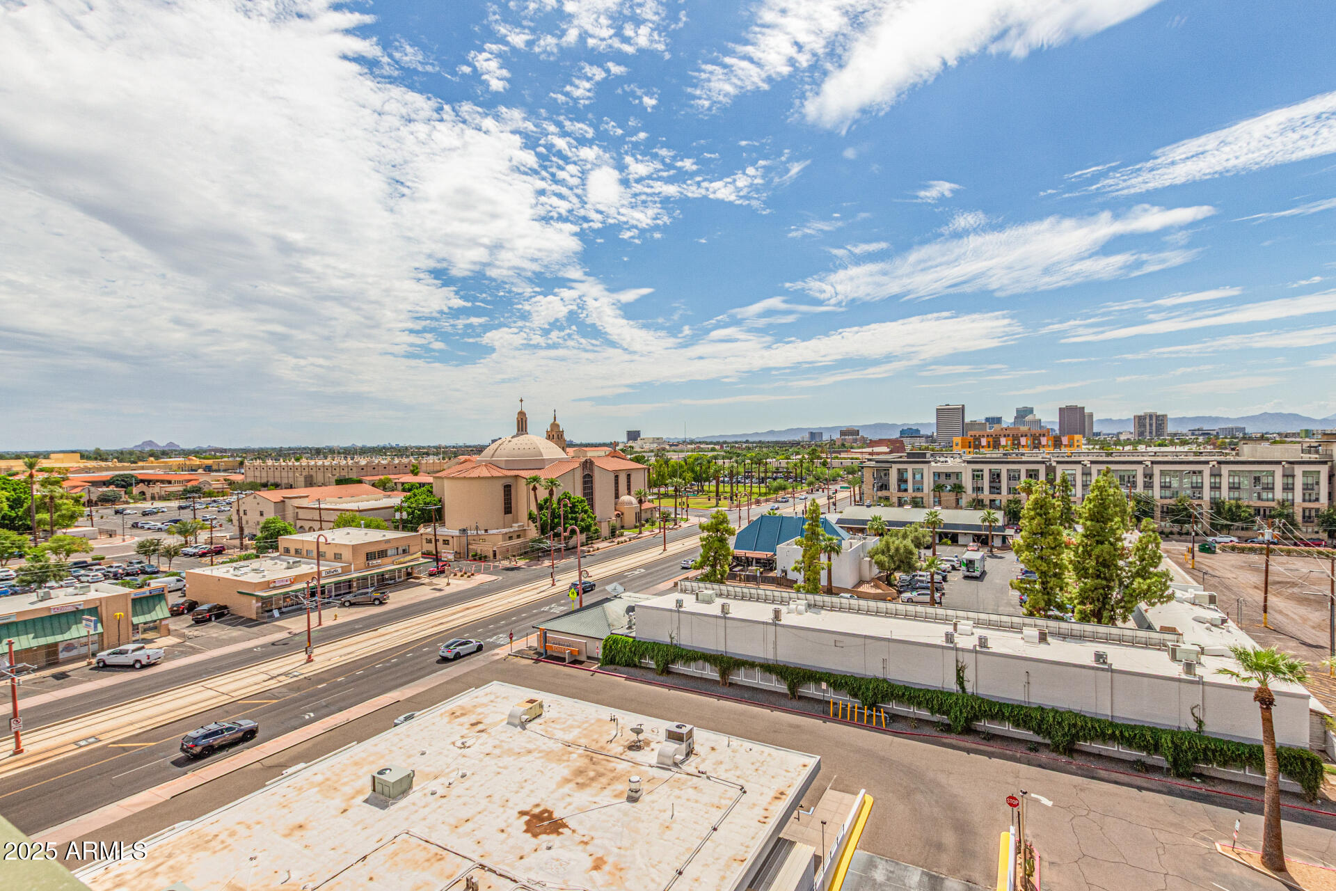 4750 N CENTRAL Avenue, 7B