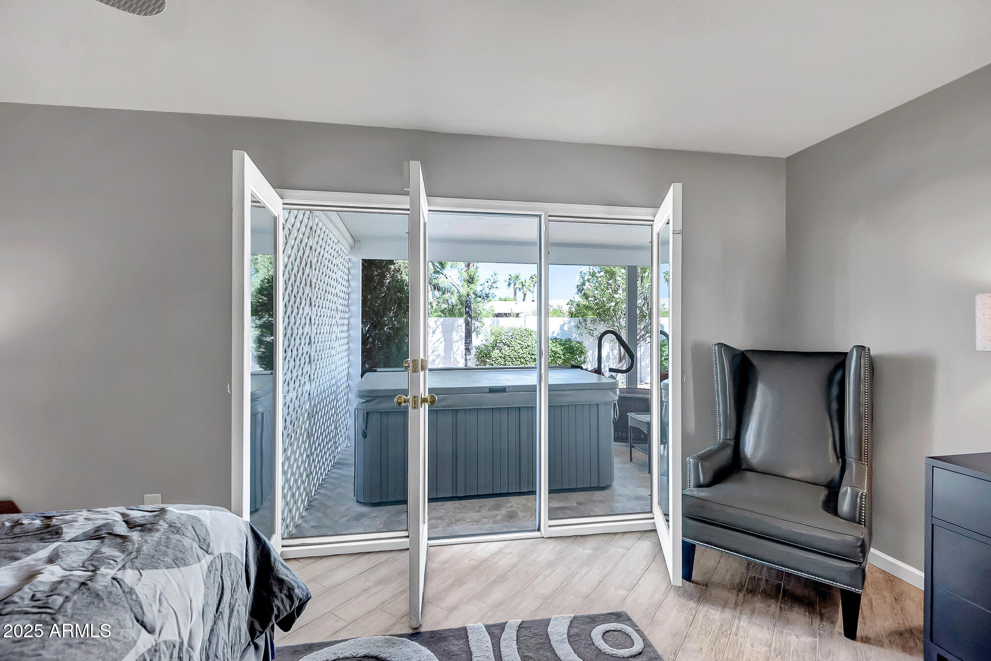 110 E PIPING ROCK Road