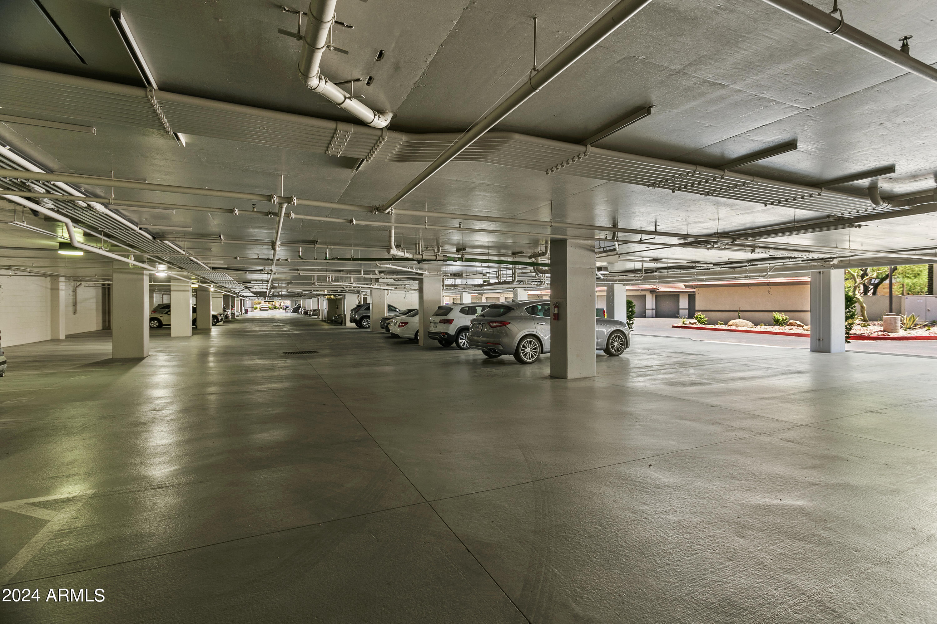 15802 N 71ST Street, 307