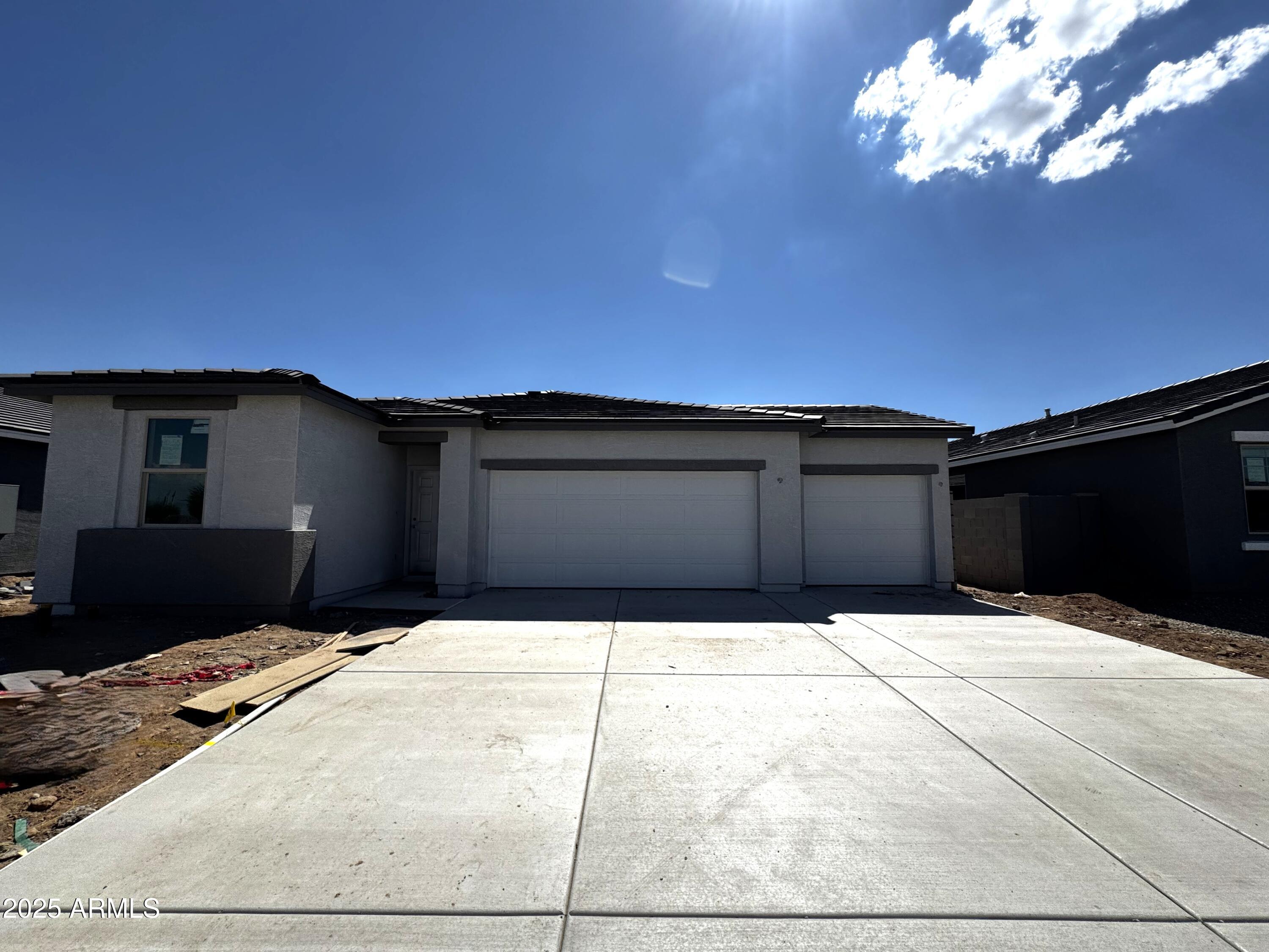 46835 W OLD TIMER Road