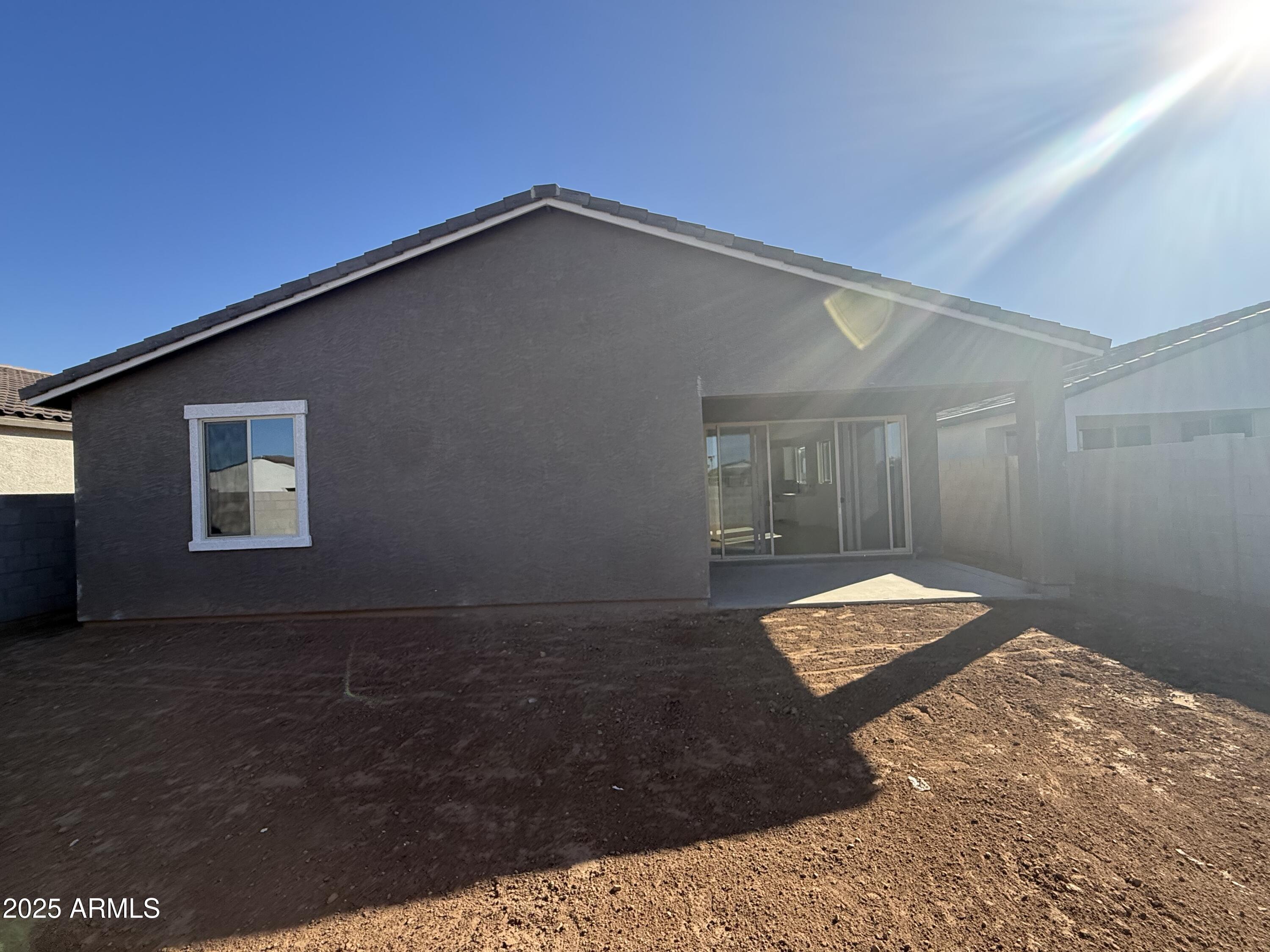 9620 W TAMARISK Avenue