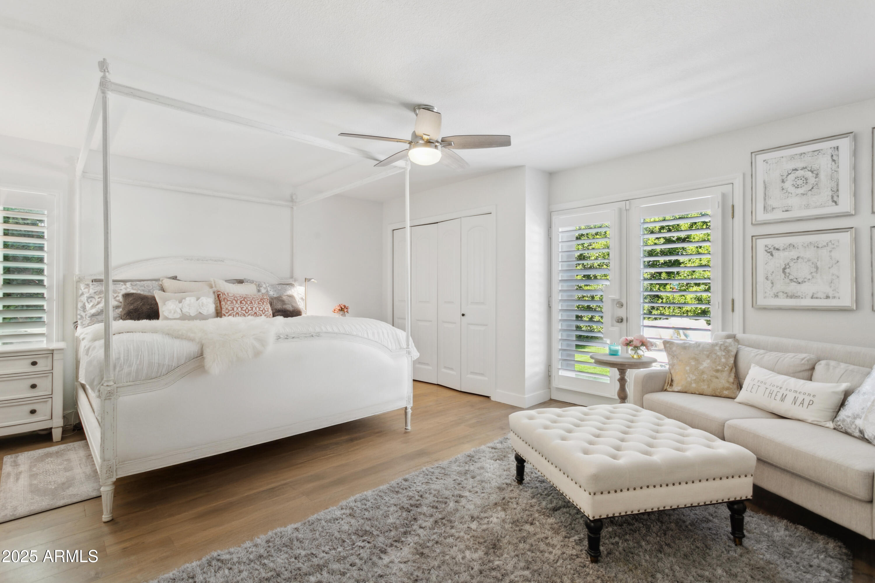 216 W Winged Foot Road